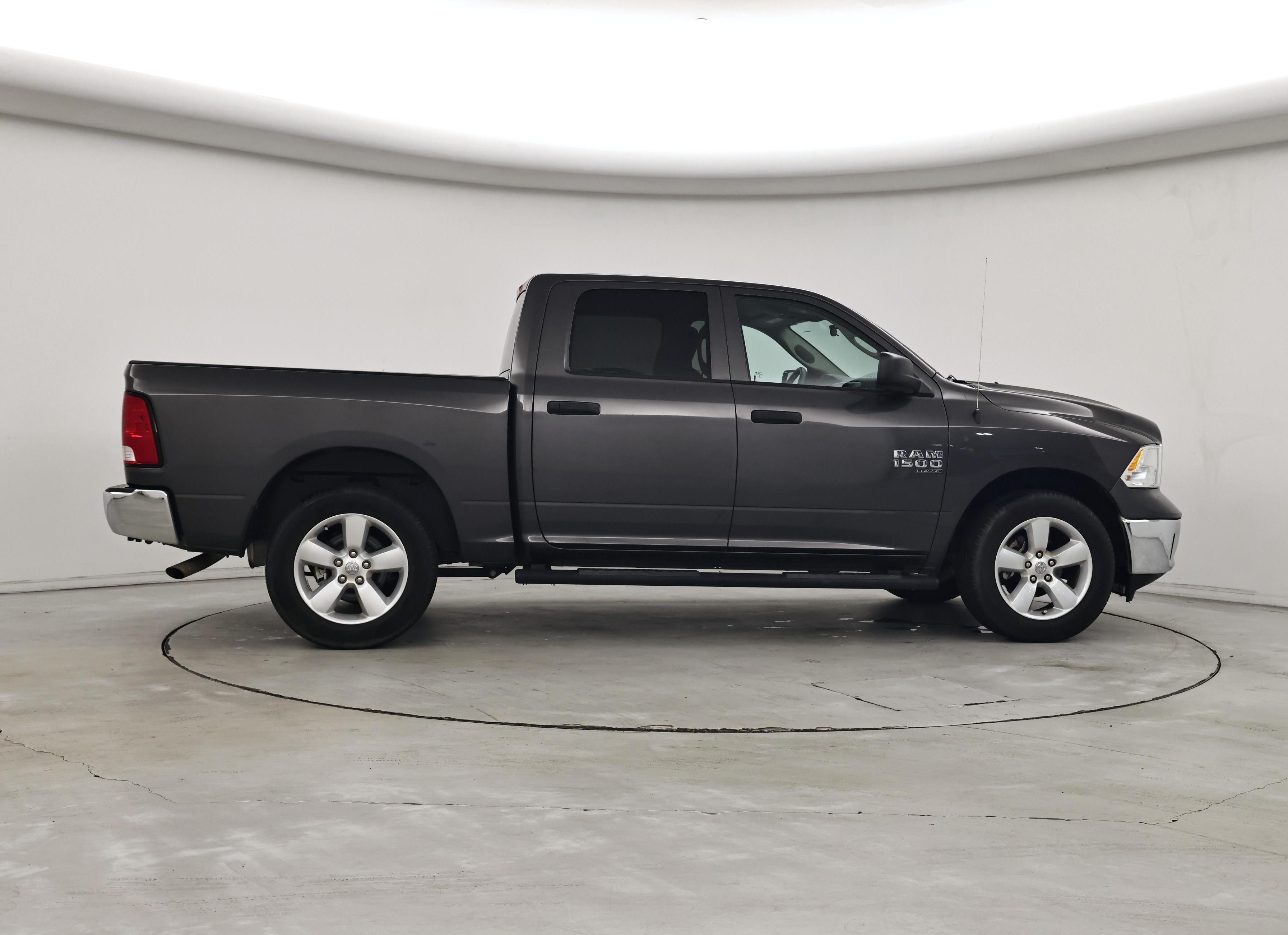 Thumbnail: 2021 RAM 1500 Classic - 7
