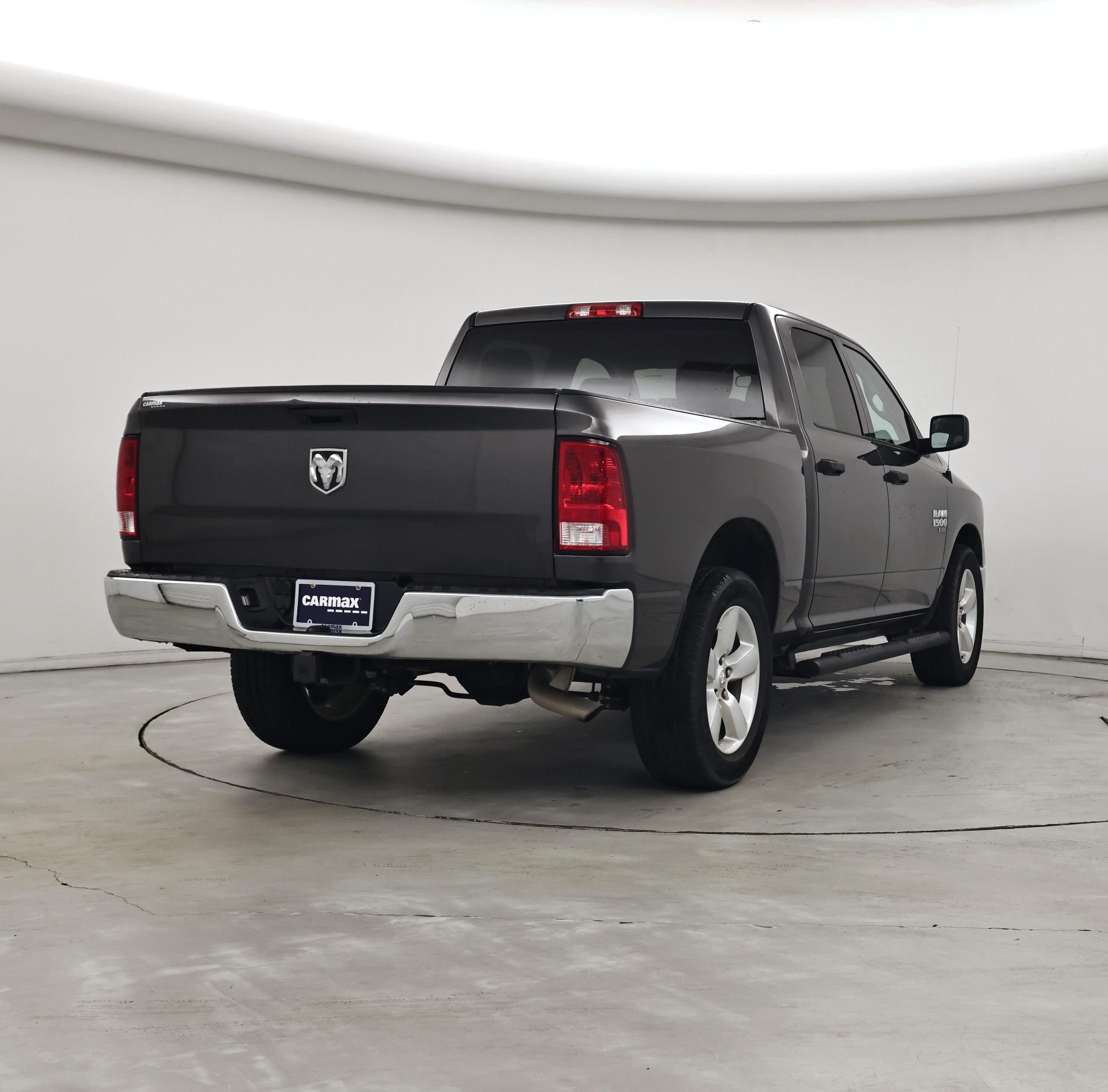 Thumbnail: 2021 RAM 1500 Classic - 8