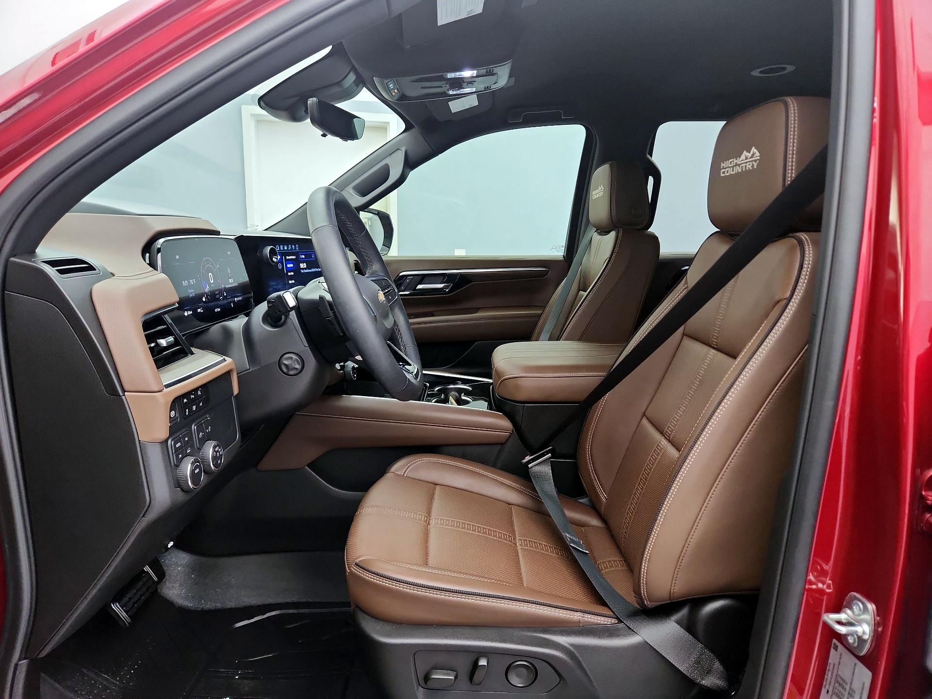 Thumbnail: 2025 Chevrolet Tahoe - 11