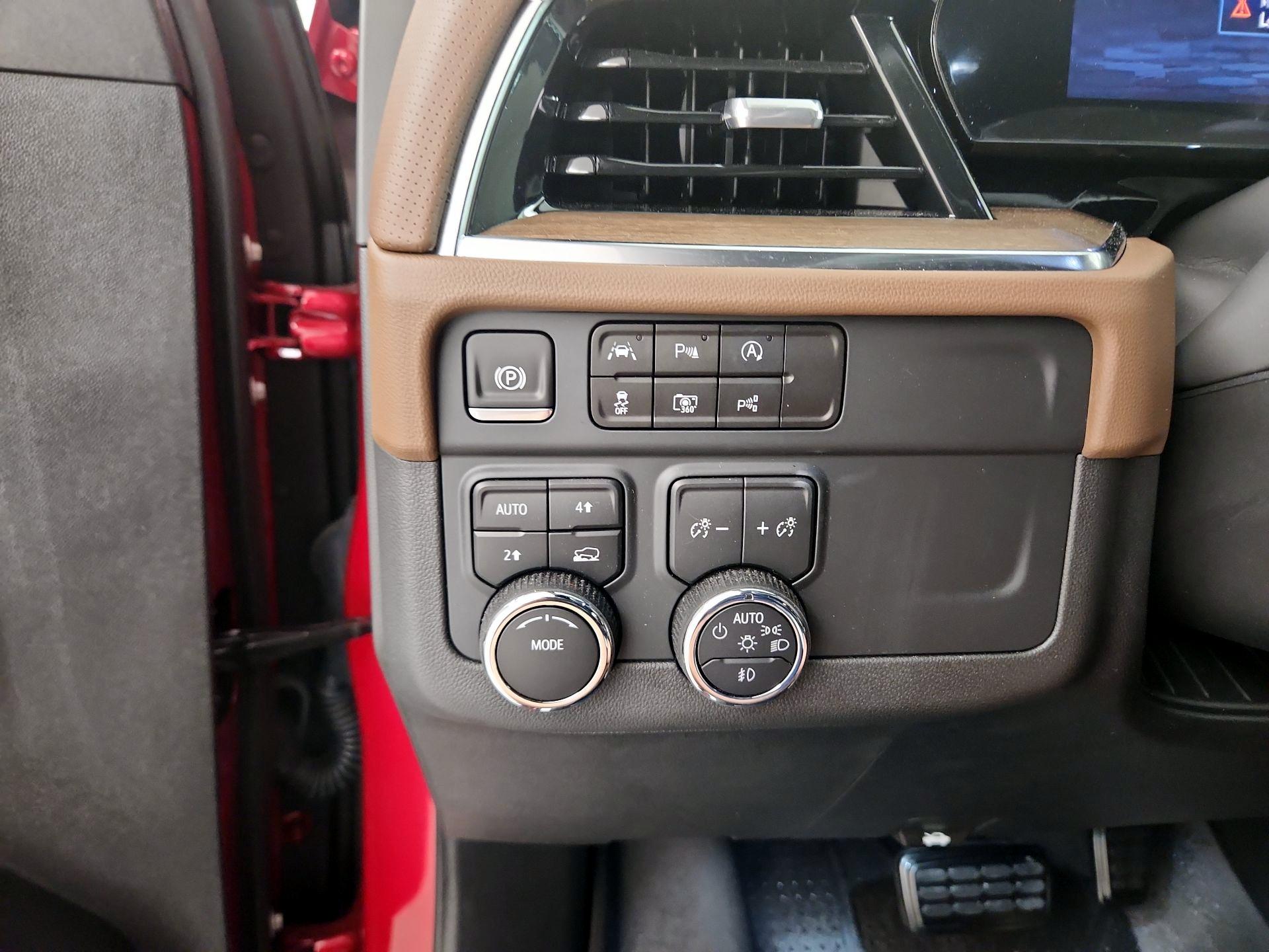 Thumbnail: 2025 Chevrolet Tahoe - 13