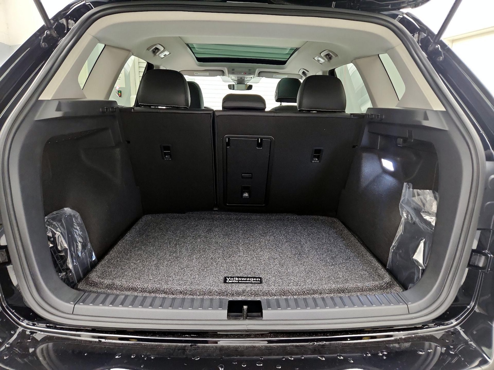 2025 Volkswagen Taos SE - Photo 22