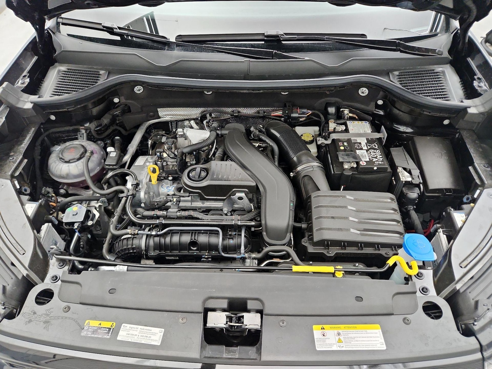 2025 Volkswagen Taos SE - Photo 23