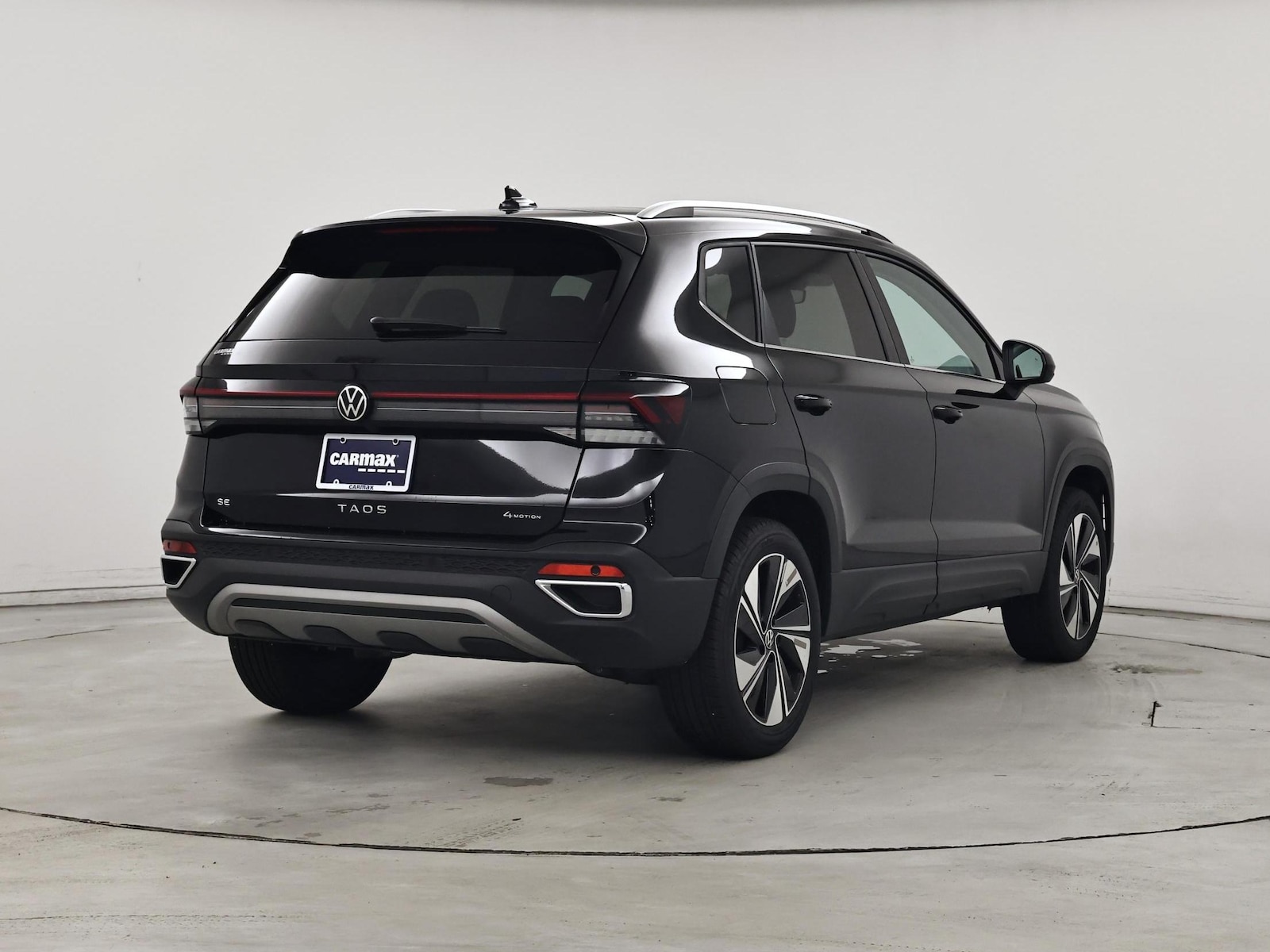 2025 Volkswagen Taos SE - Photo 9