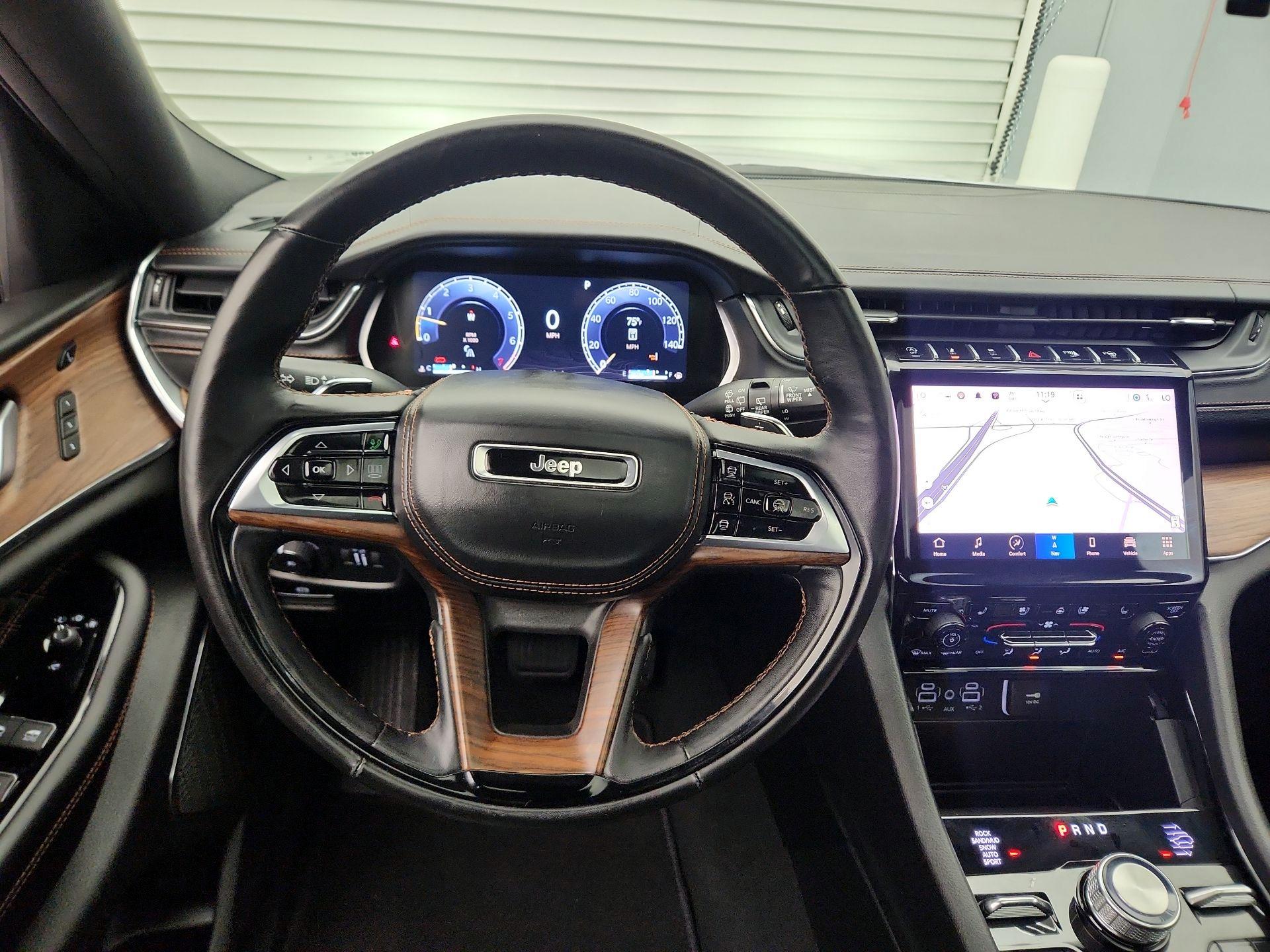 Thumbnail: 2025 Jeep Grand Cherokee - 10