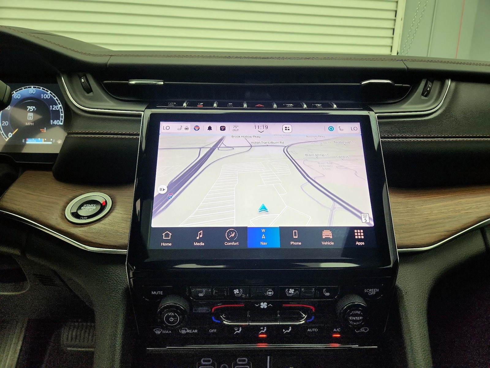2025 Jeep Grand Cherokee Summit - Photo 15