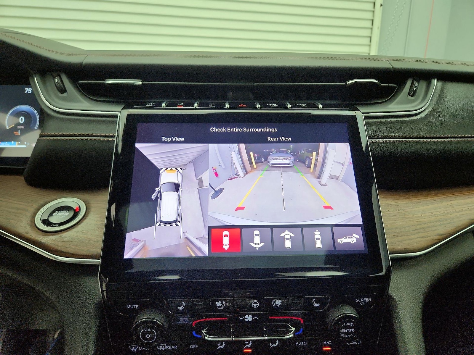 2025 Jeep Grand Cherokee Summit - Photo 16