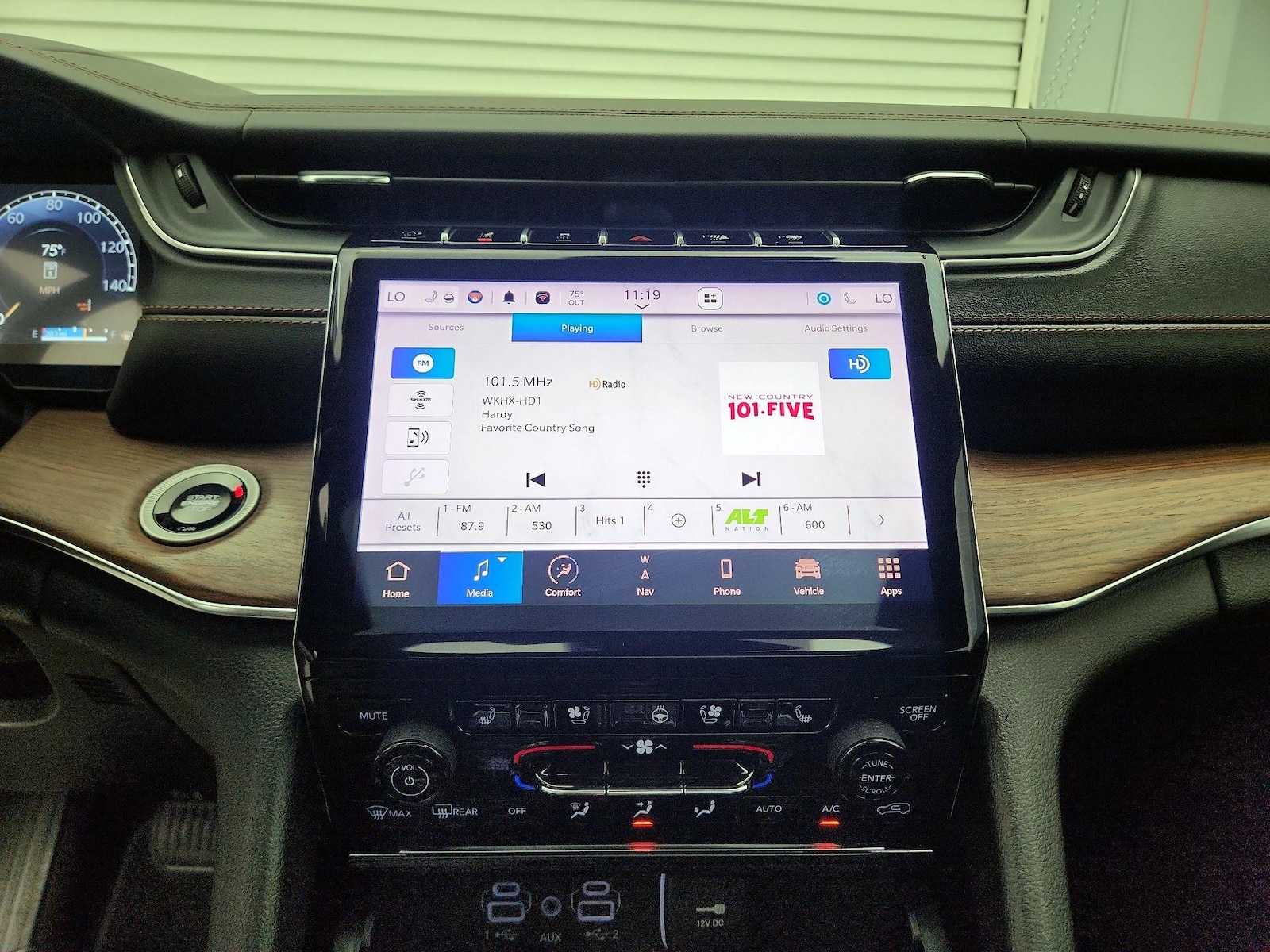 2025 Jeep Grand Cherokee Summit - Photo 17