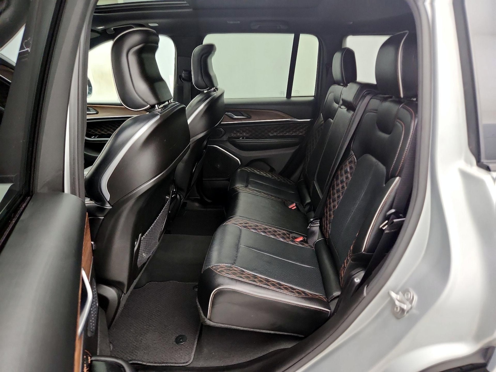 2025 Jeep Grand Cherokee Summit - Photo 22