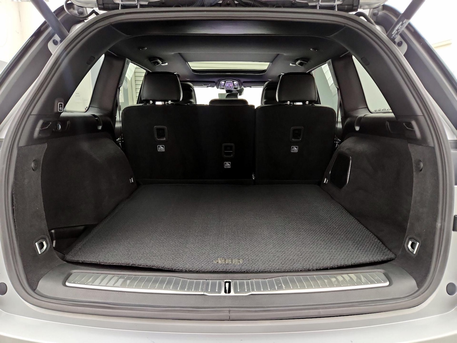 2025 Jeep Grand Cherokee Summit - Photo 23