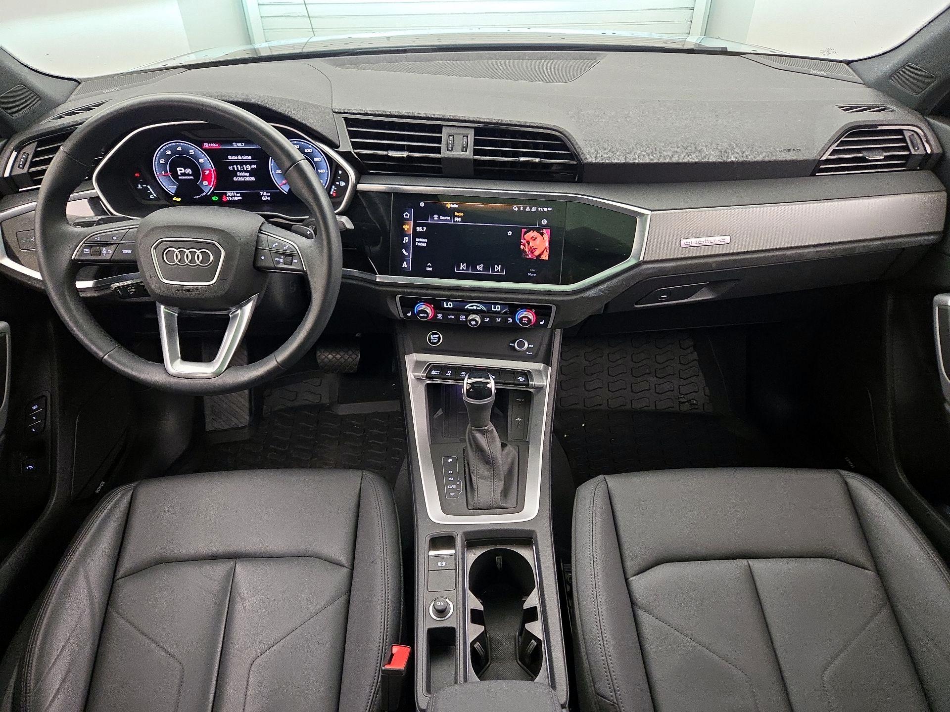 Thumbnail: 2024 Audi Q3 - 9