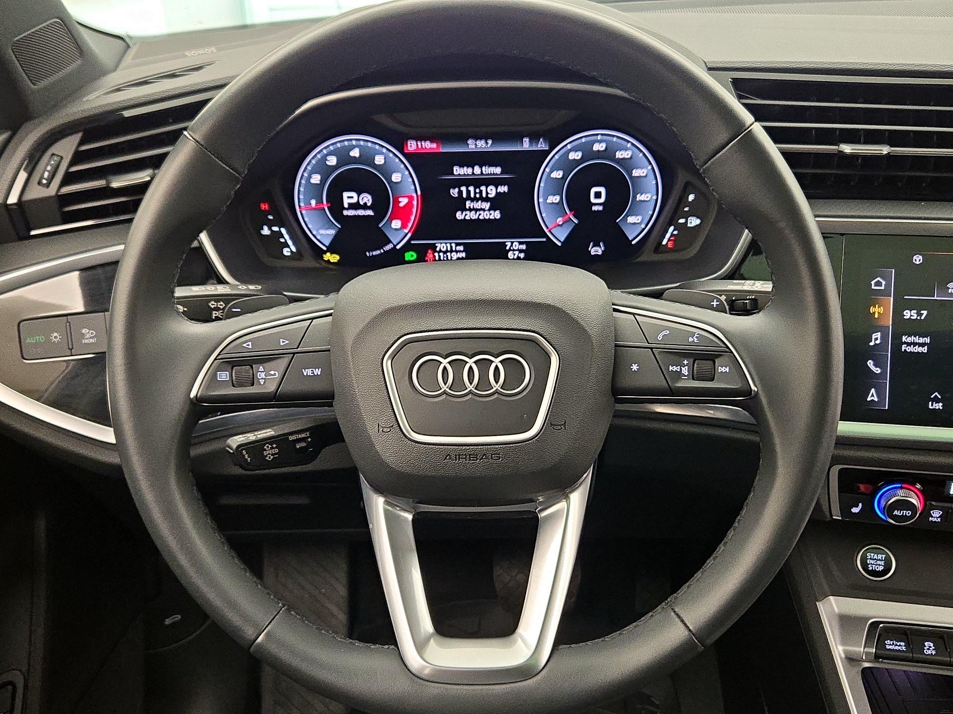 Thumbnail: 2024 Audi Q3 - 10