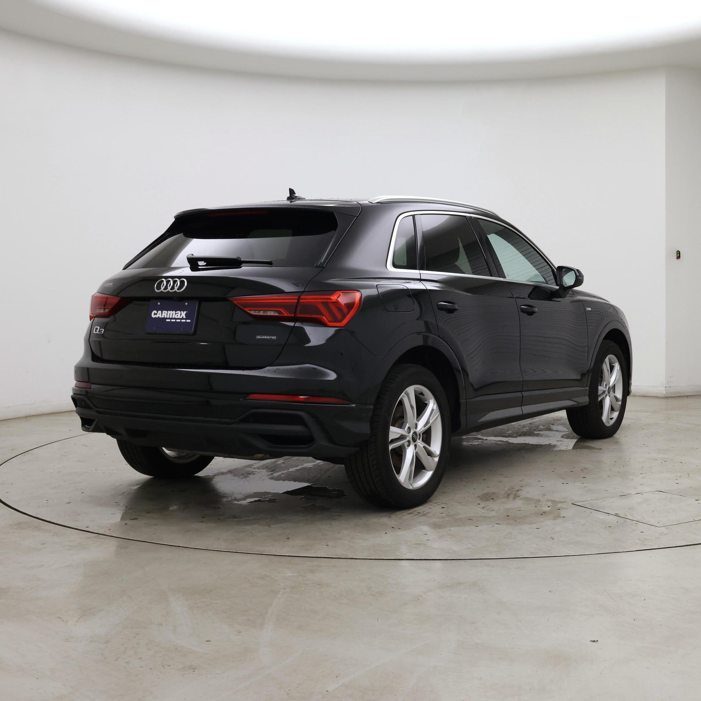 Thumbnail: 2024 Audi Q3 - 8
