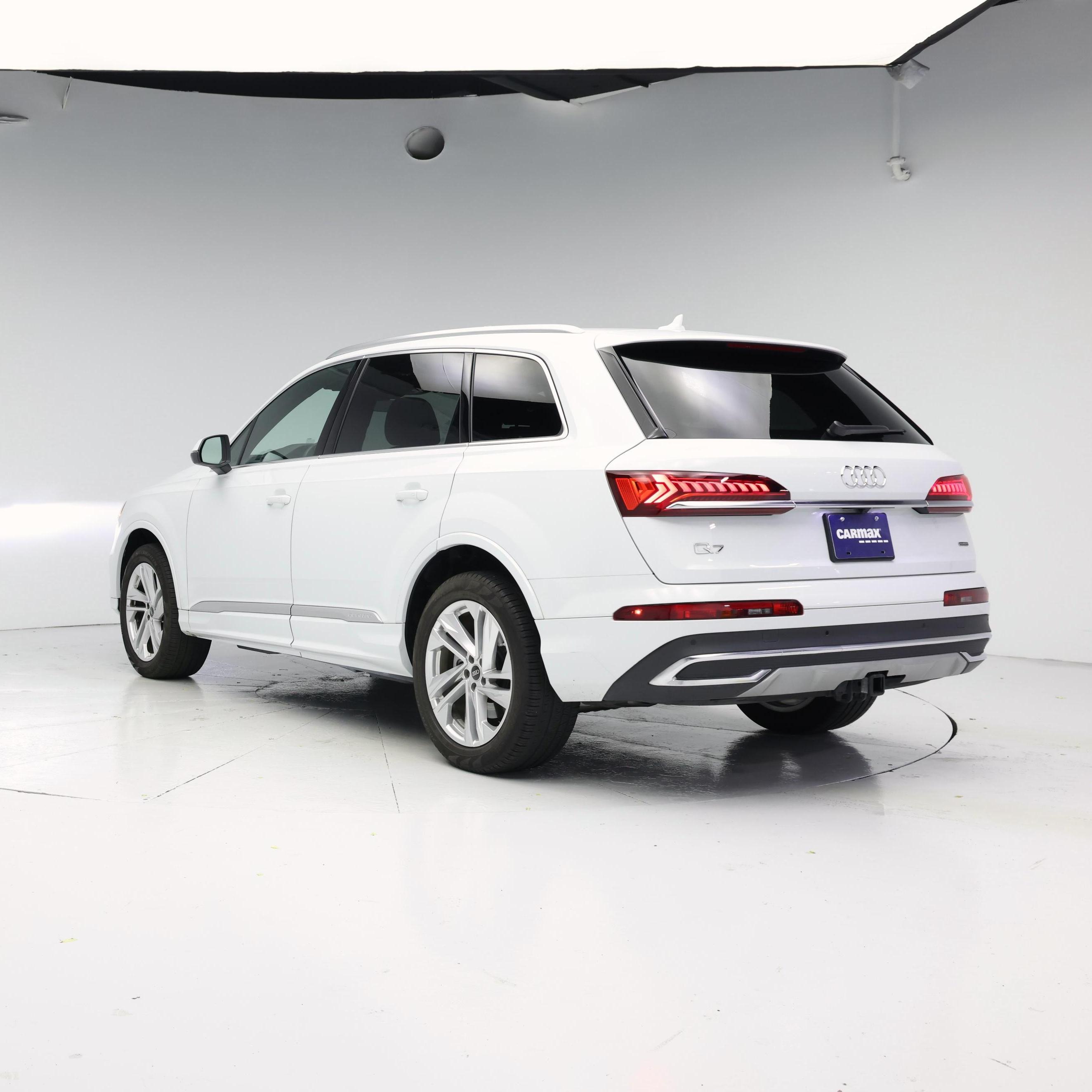 Thumbnail: 2023 Audi Q7 - 2