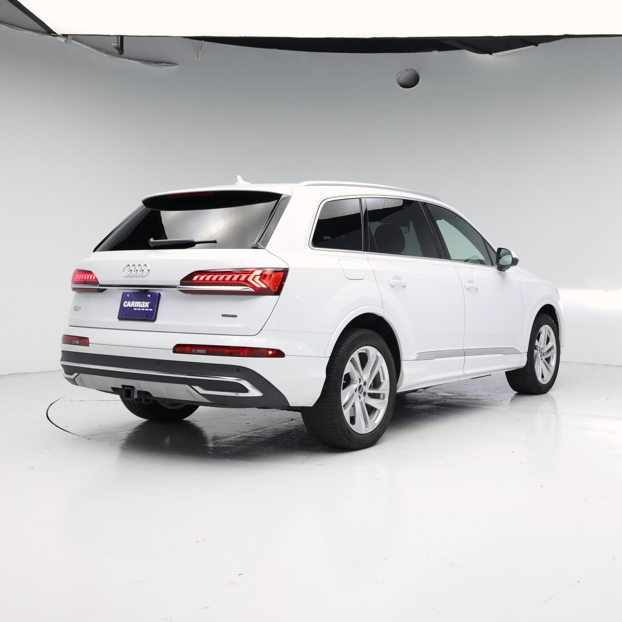 Thumbnail: 2023 Audi Q7 - 8