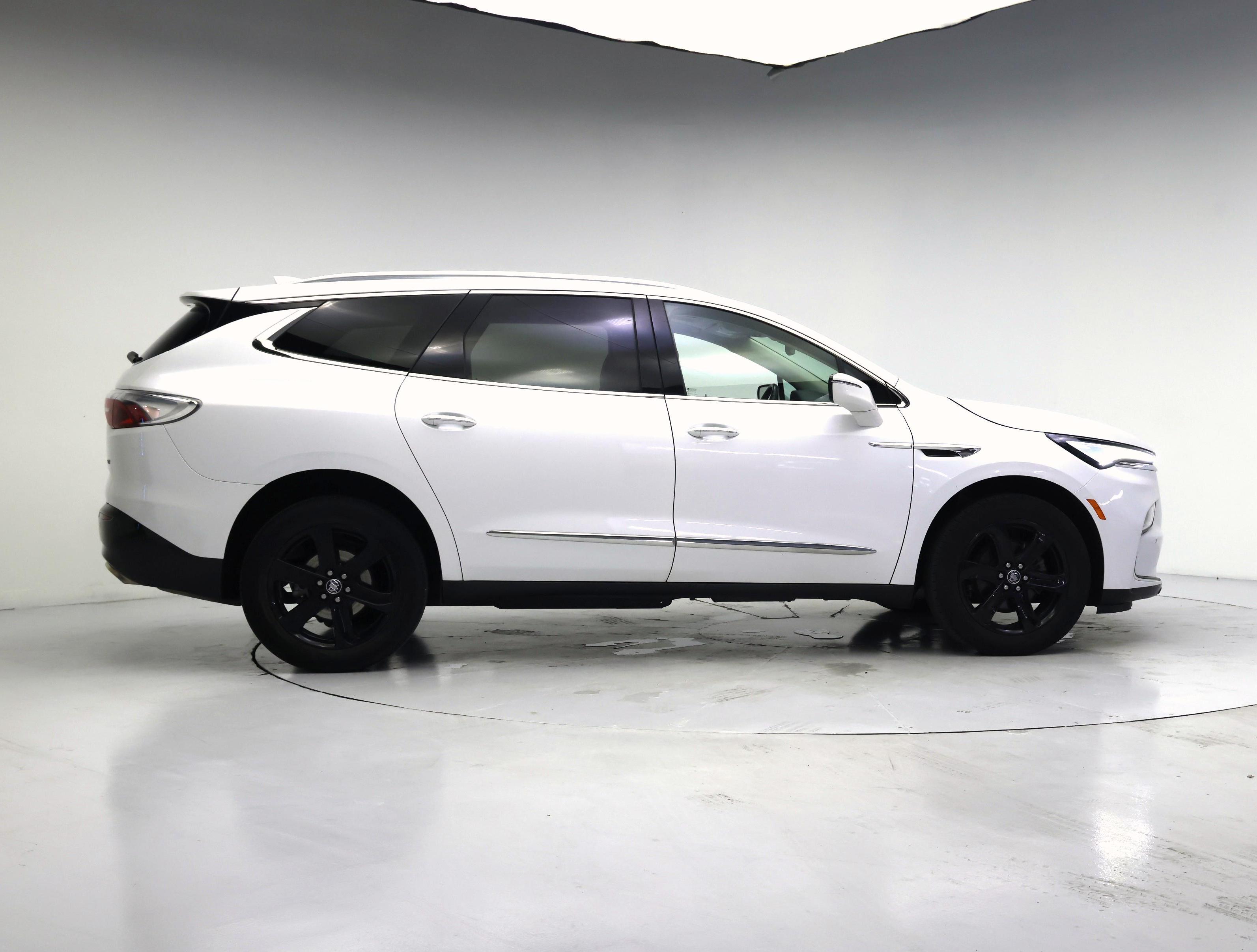 Thumbnail: 2023 Buick Enclave - 7