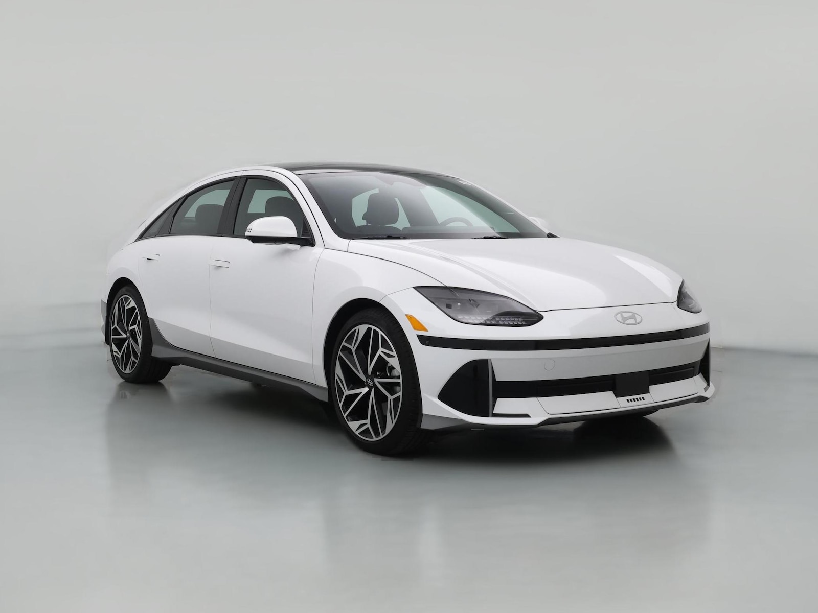 2023 Hyundai IONIQ 6 Limited - Photo 1