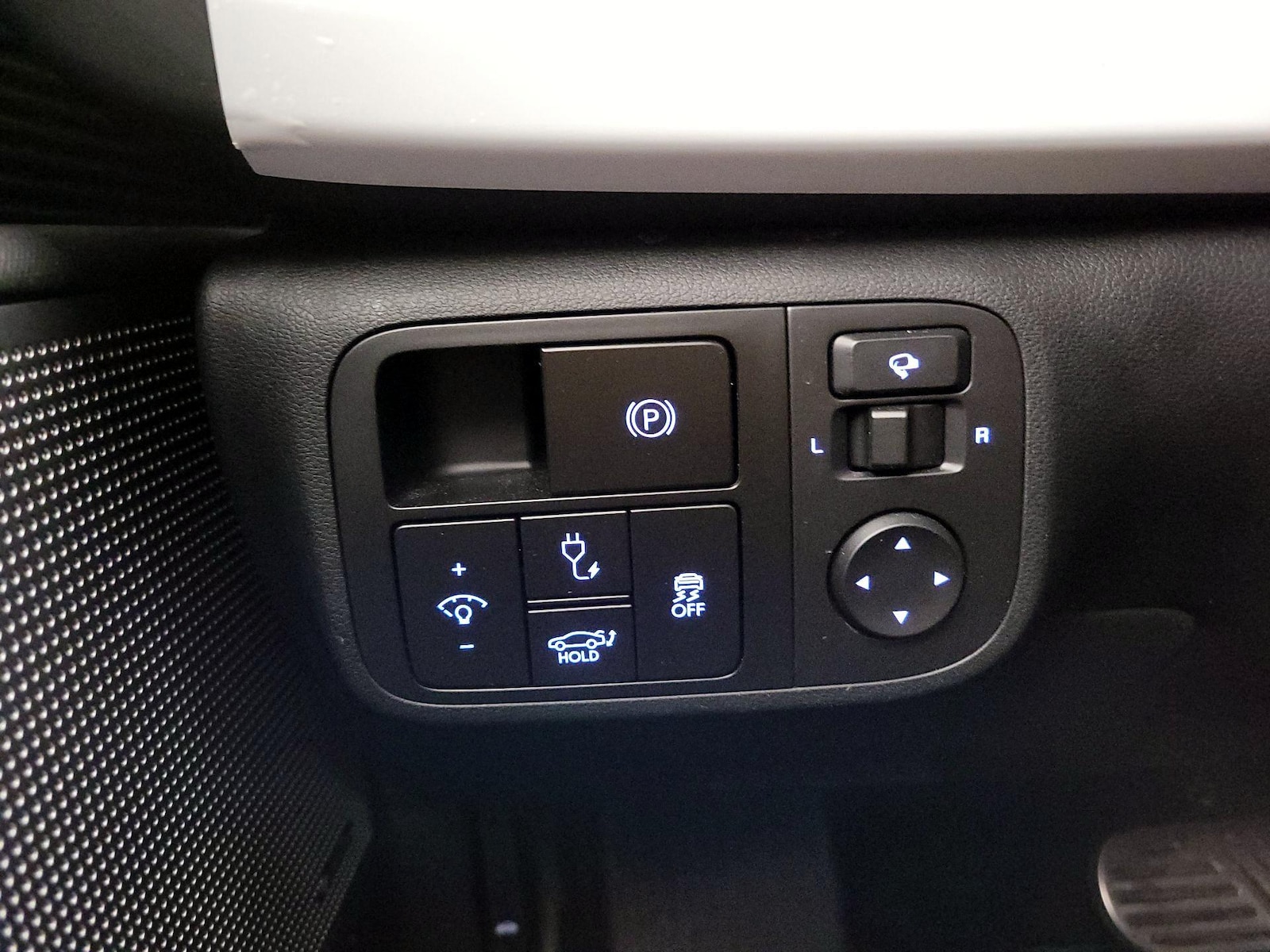 2023 Hyundai IONIQ 6 Limited - Photo 14
