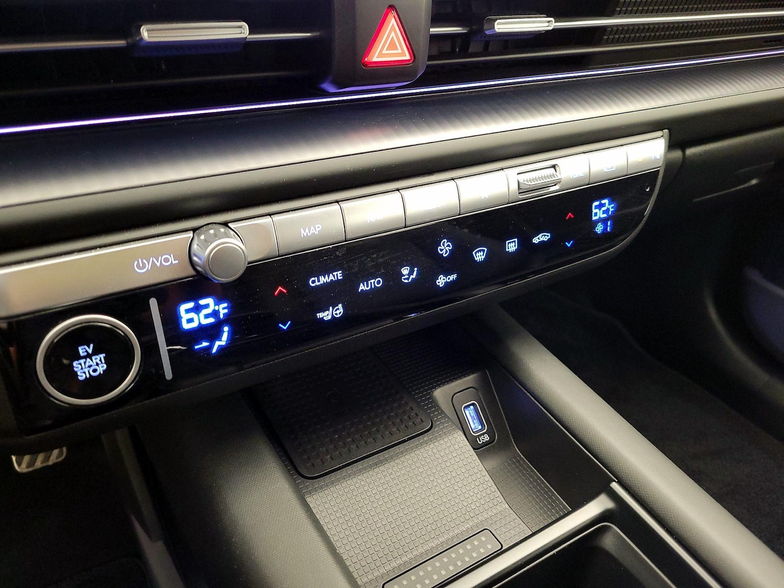 2023 Hyundai IONIQ 6 Limited - Photo 18