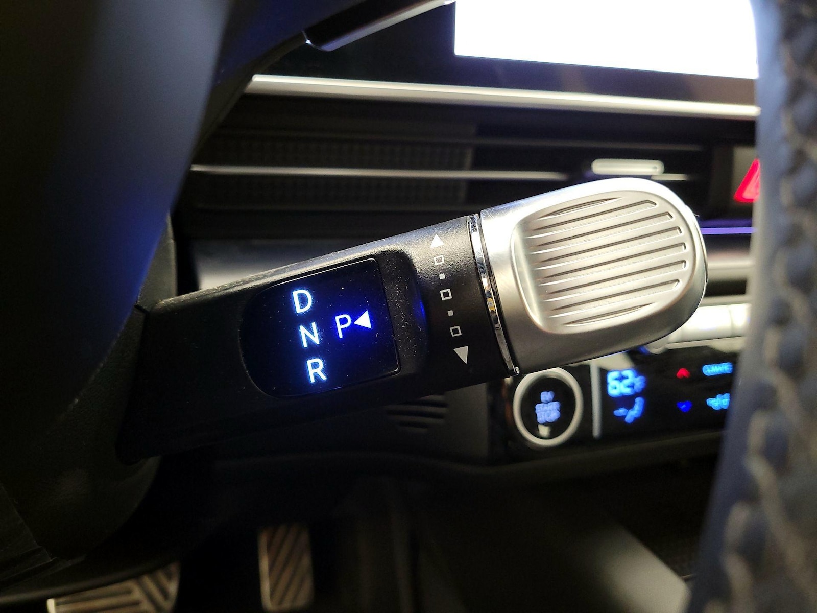 2023 Hyundai IONIQ 6 Limited - Photo 19