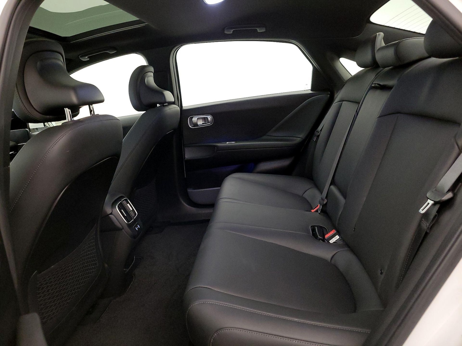 2023 Hyundai IONIQ 6 Limited - Photo 22