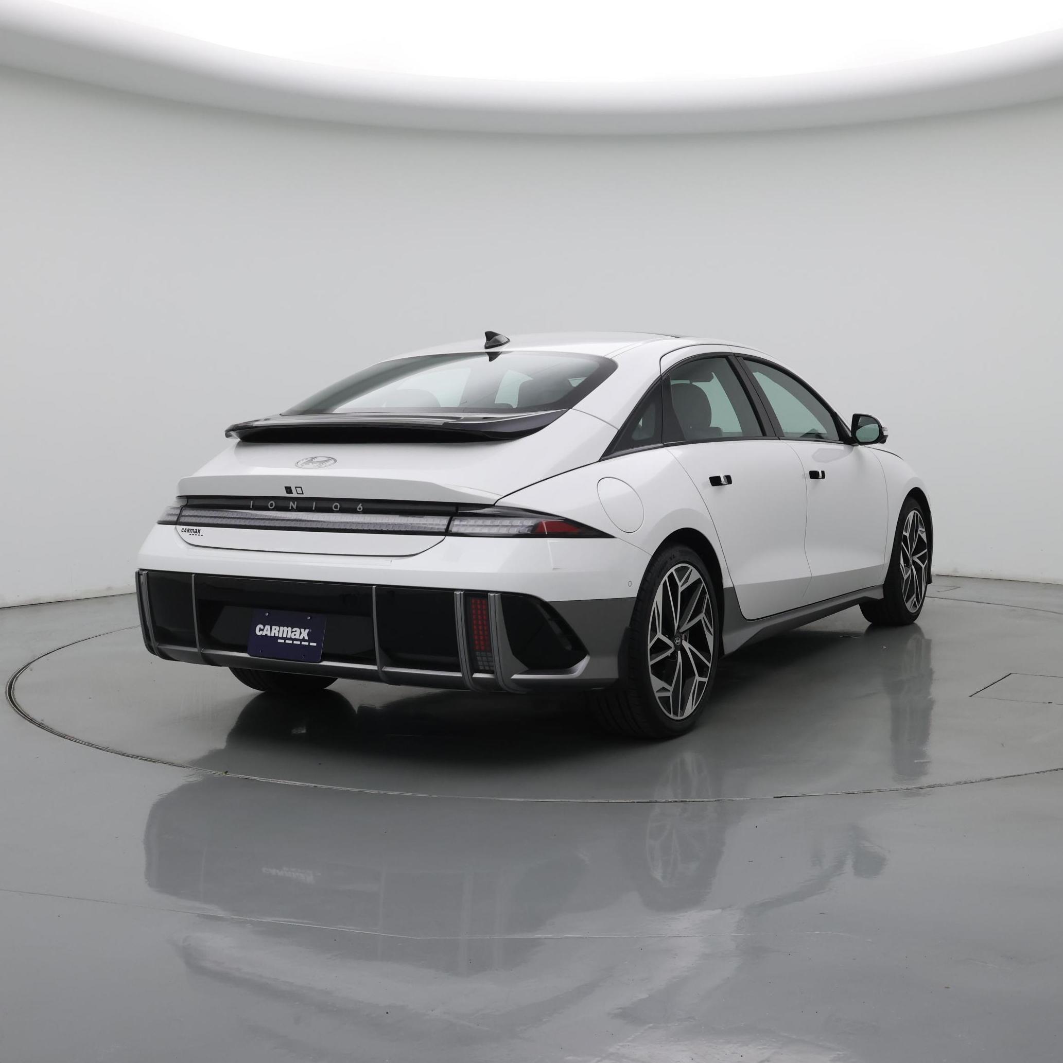 Thumbnail: 2023 Hyundai Ioniq 6 - 8
