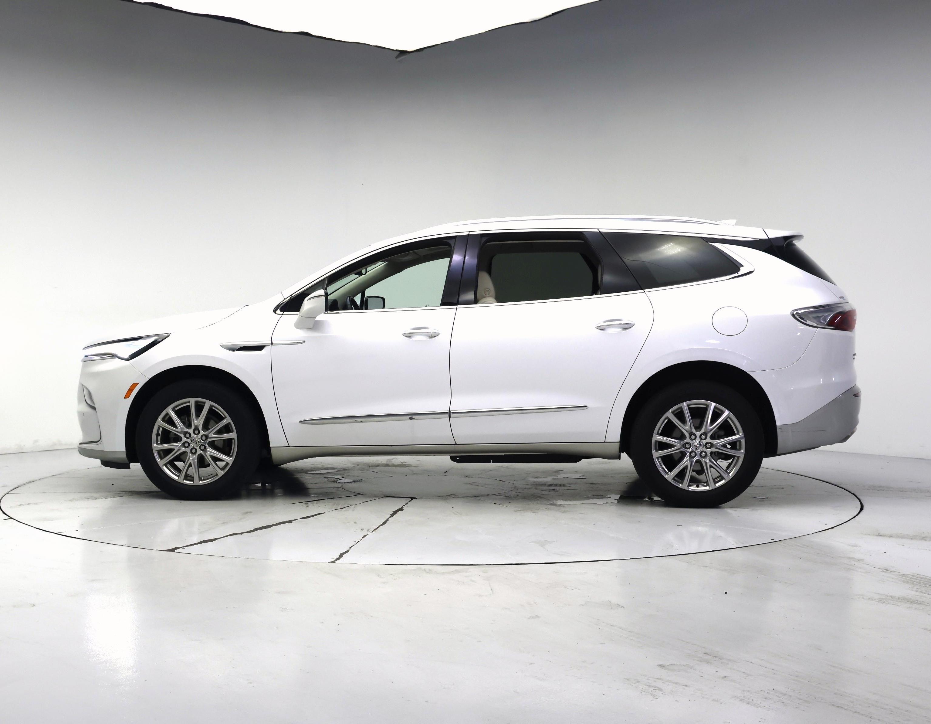 Thumbnail: 2023 Buick Enclave - 3