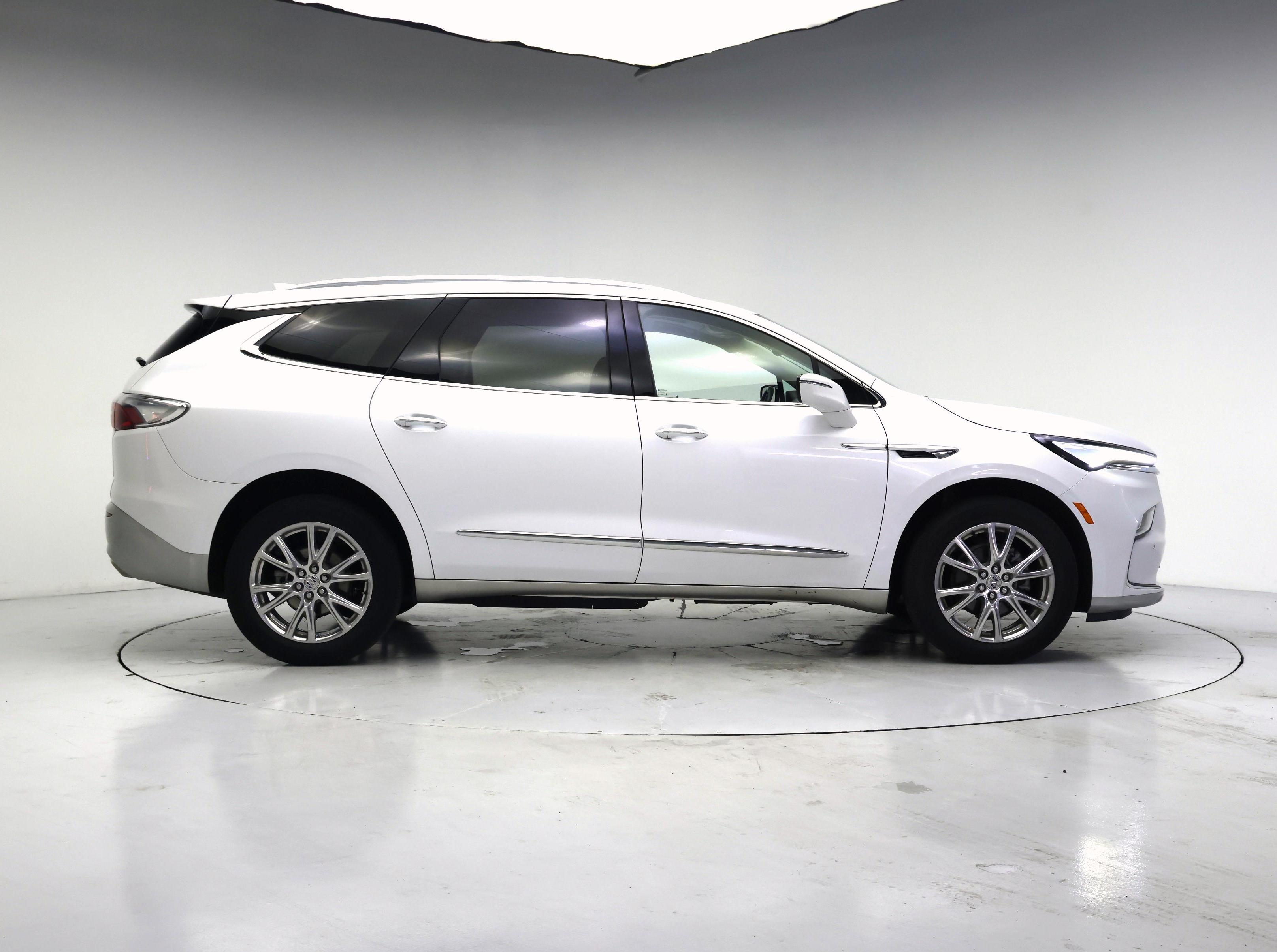 Thumbnail: 2023 Buick Enclave - 7