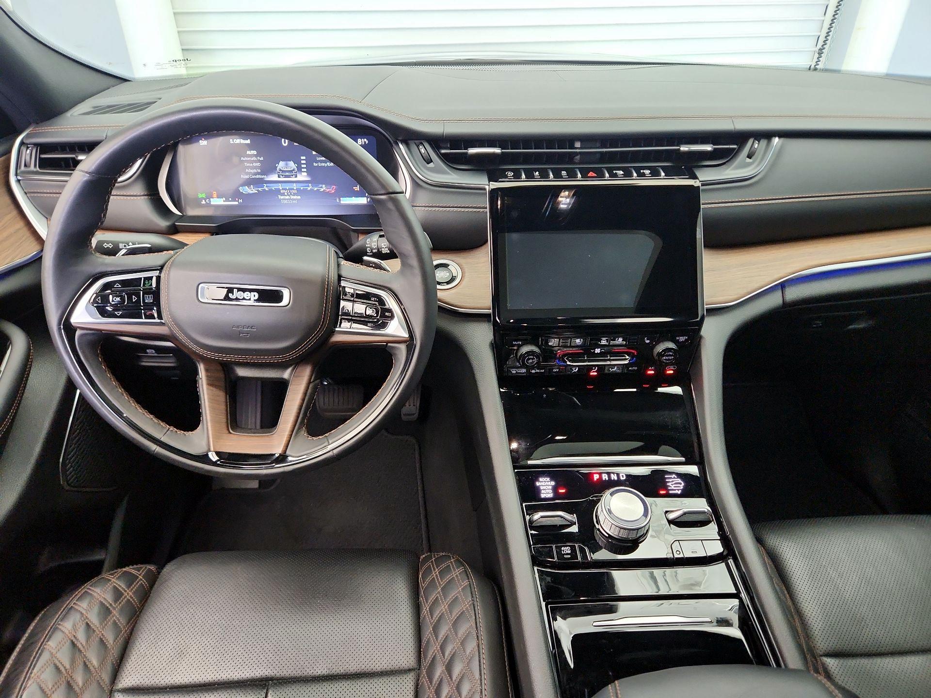 Thumbnail: 2023 Jeep Grand Cherokee - 9