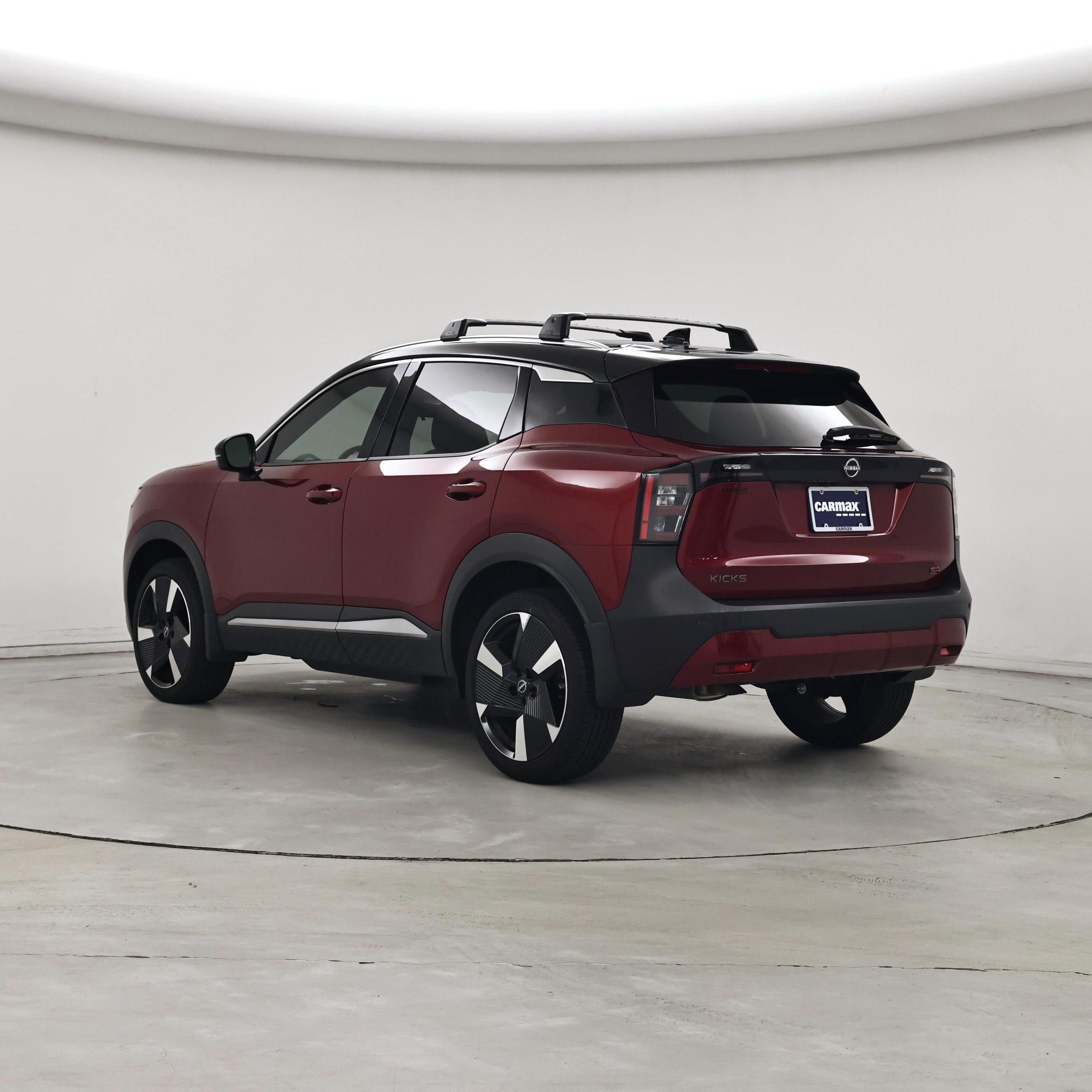 Thumbnail: 2025 Nissan Kicks - 2