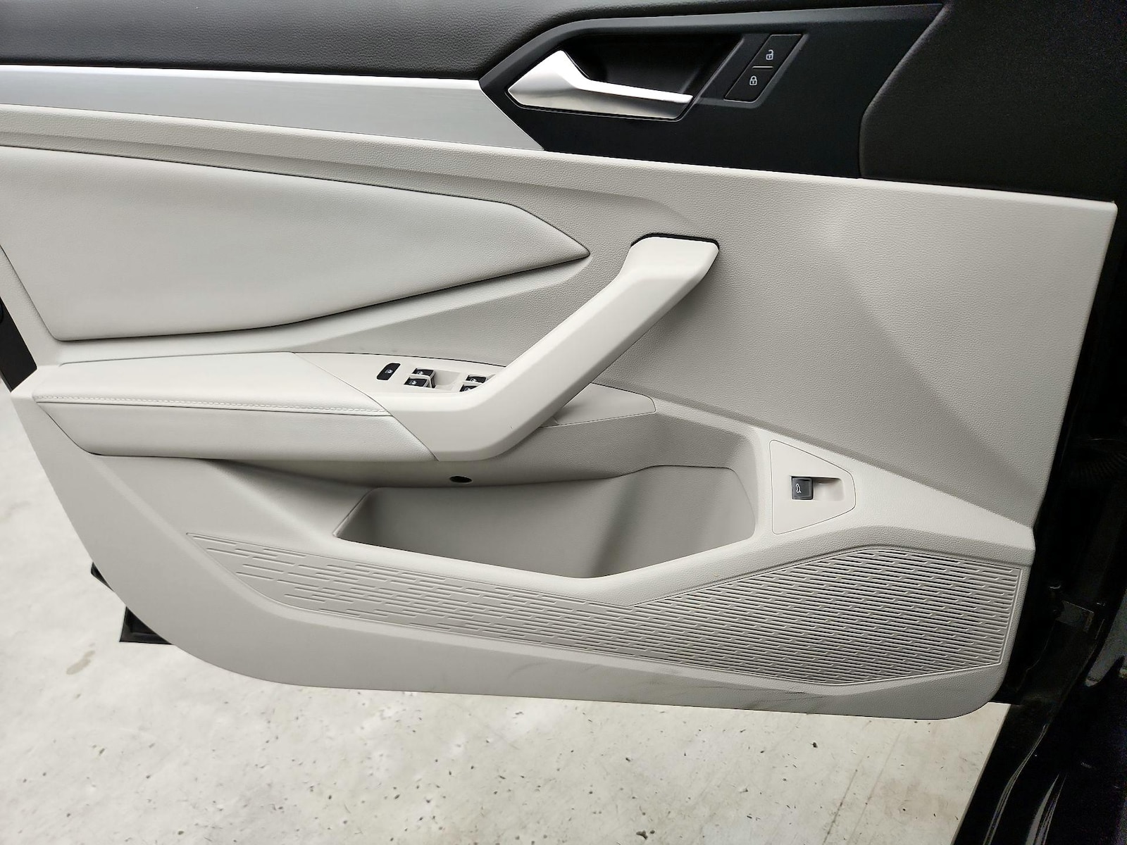 2025 Volkswagen Jetta S - Photo 13