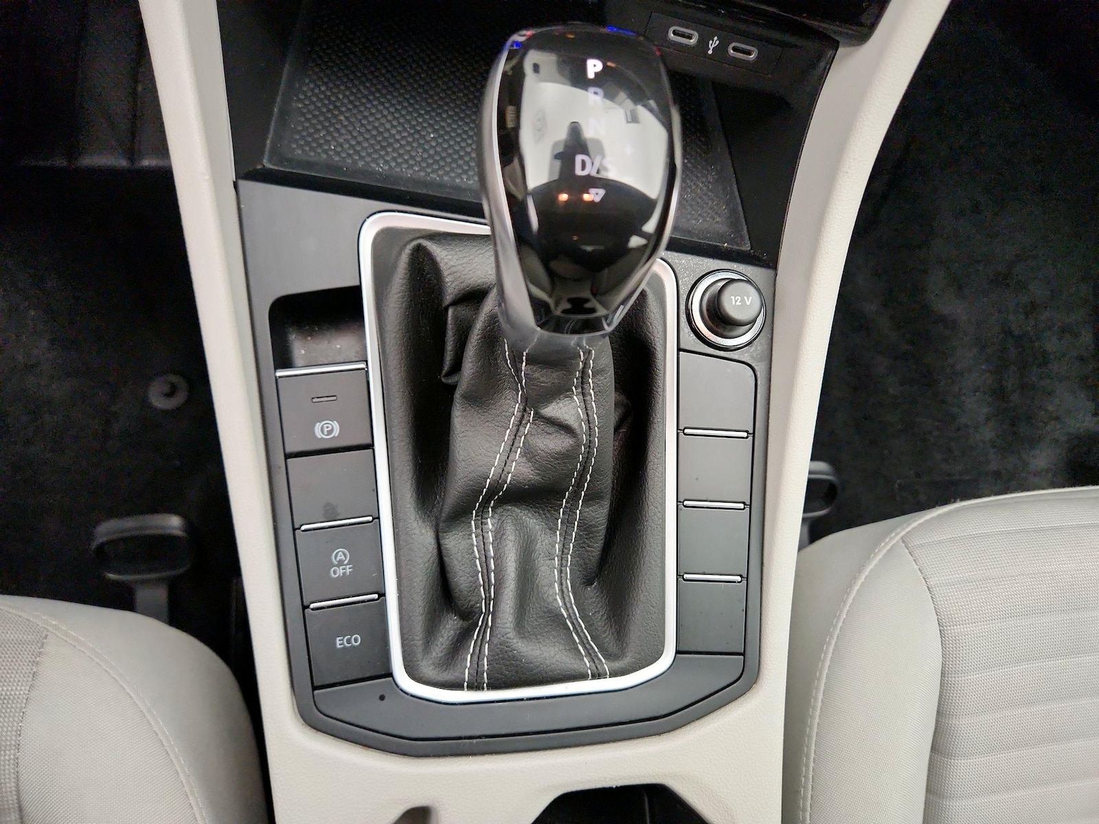 2025 Volkswagen Jetta S - Photo 18