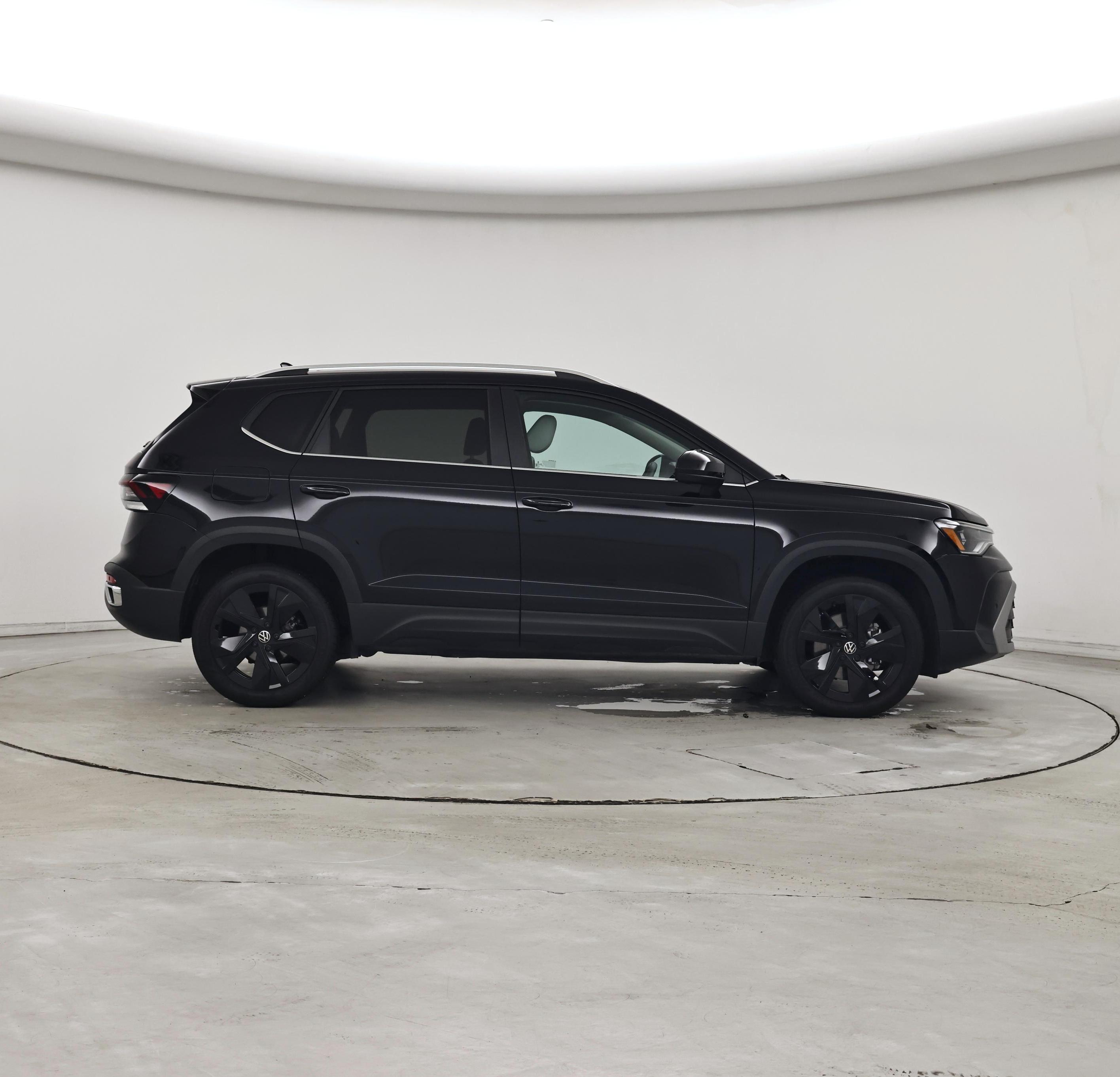 Thumbnail: 2025 Volkswagen Taos - 7
