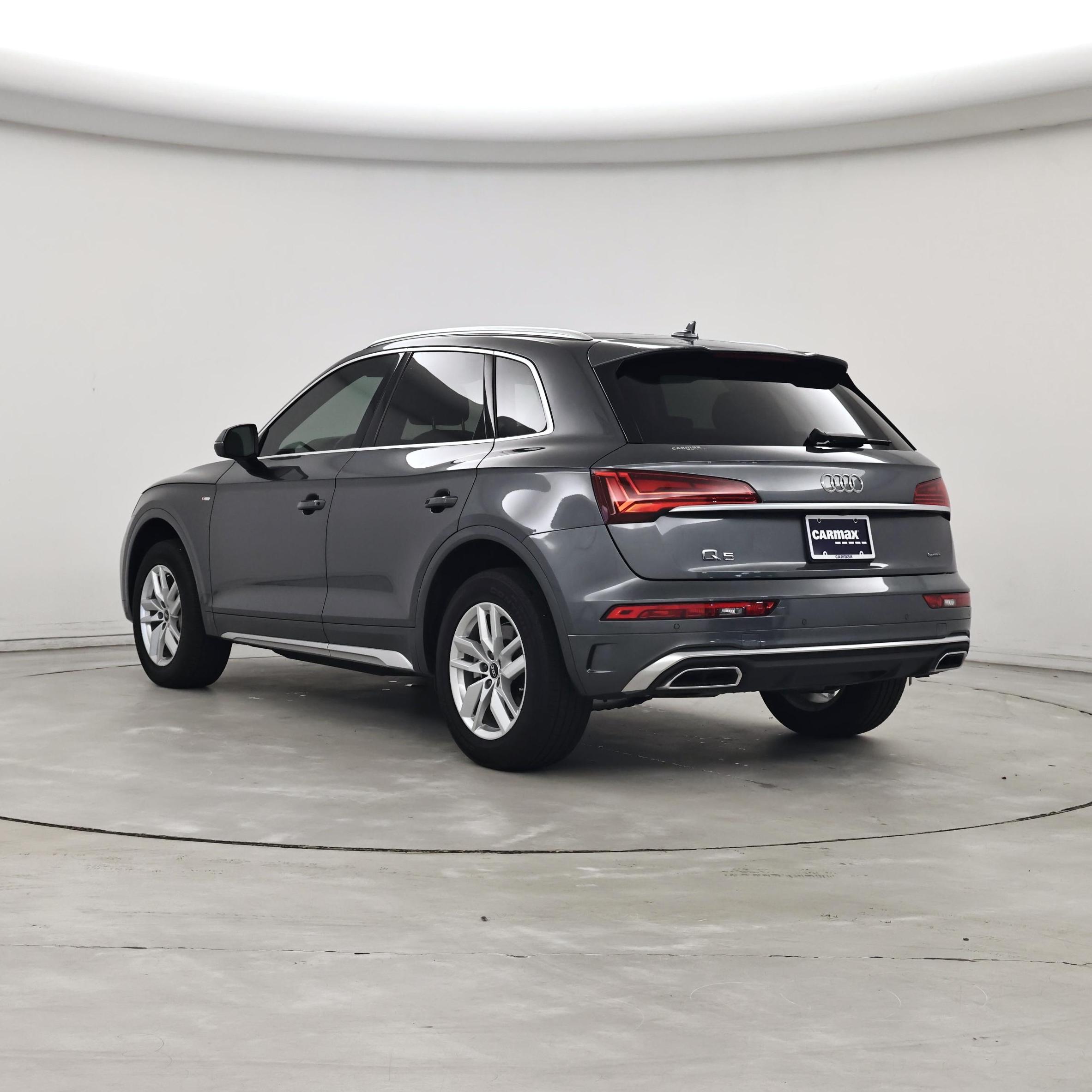 Thumbnail: 2023 Audi Q5 - 2