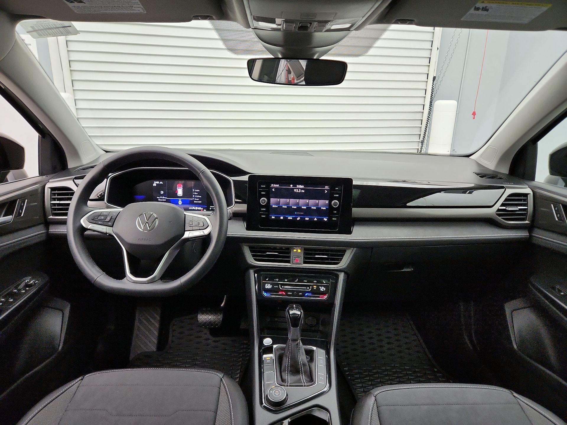 Thumbnail: 2025 Volkswagen Taos - 9