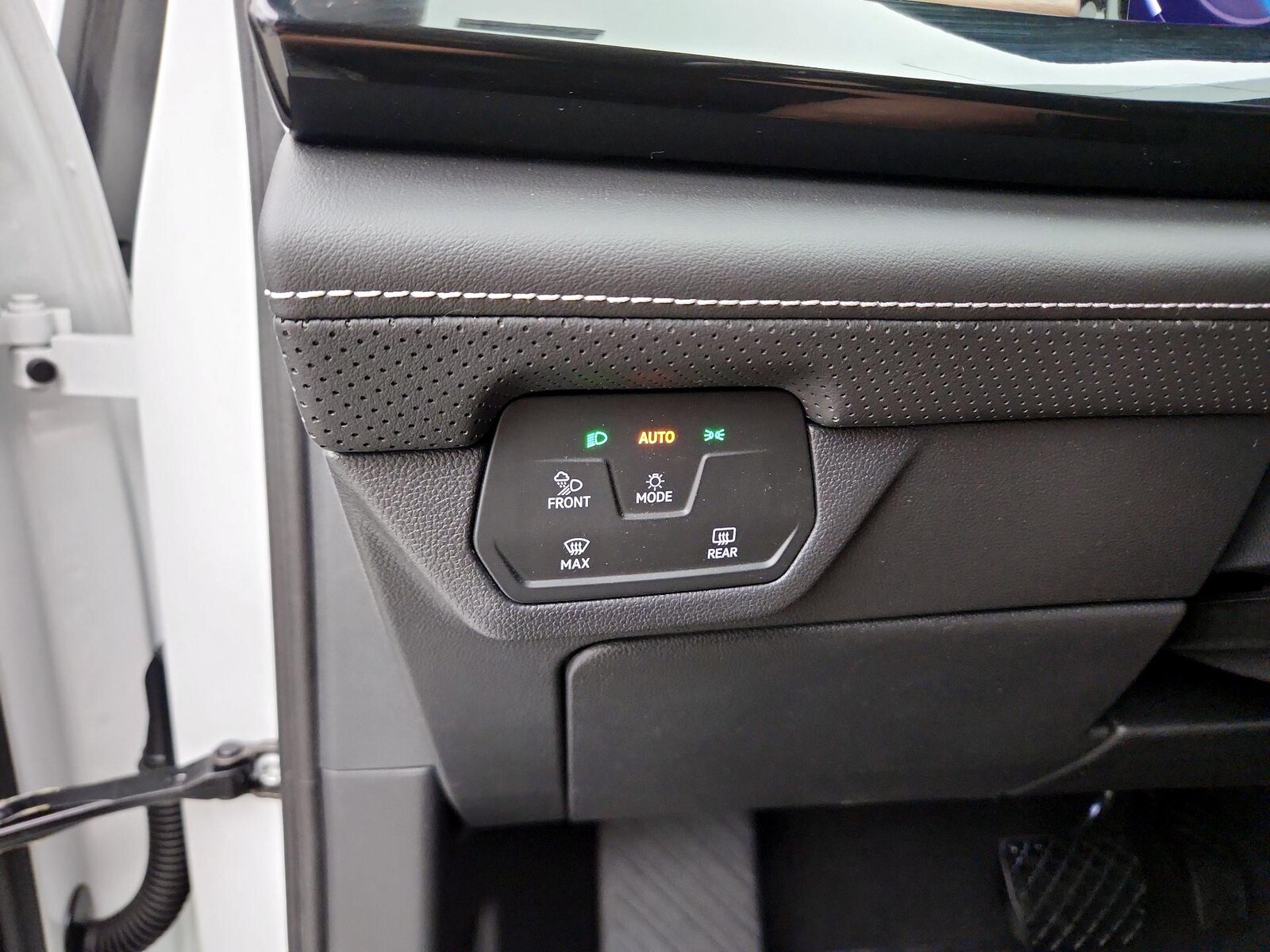 2025 Volkswagen Atlas SE w/Tech, photo 14