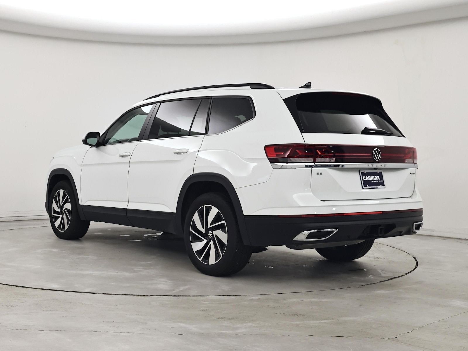 2025 Volkswagen Atlas SE w/Tech, photo 3