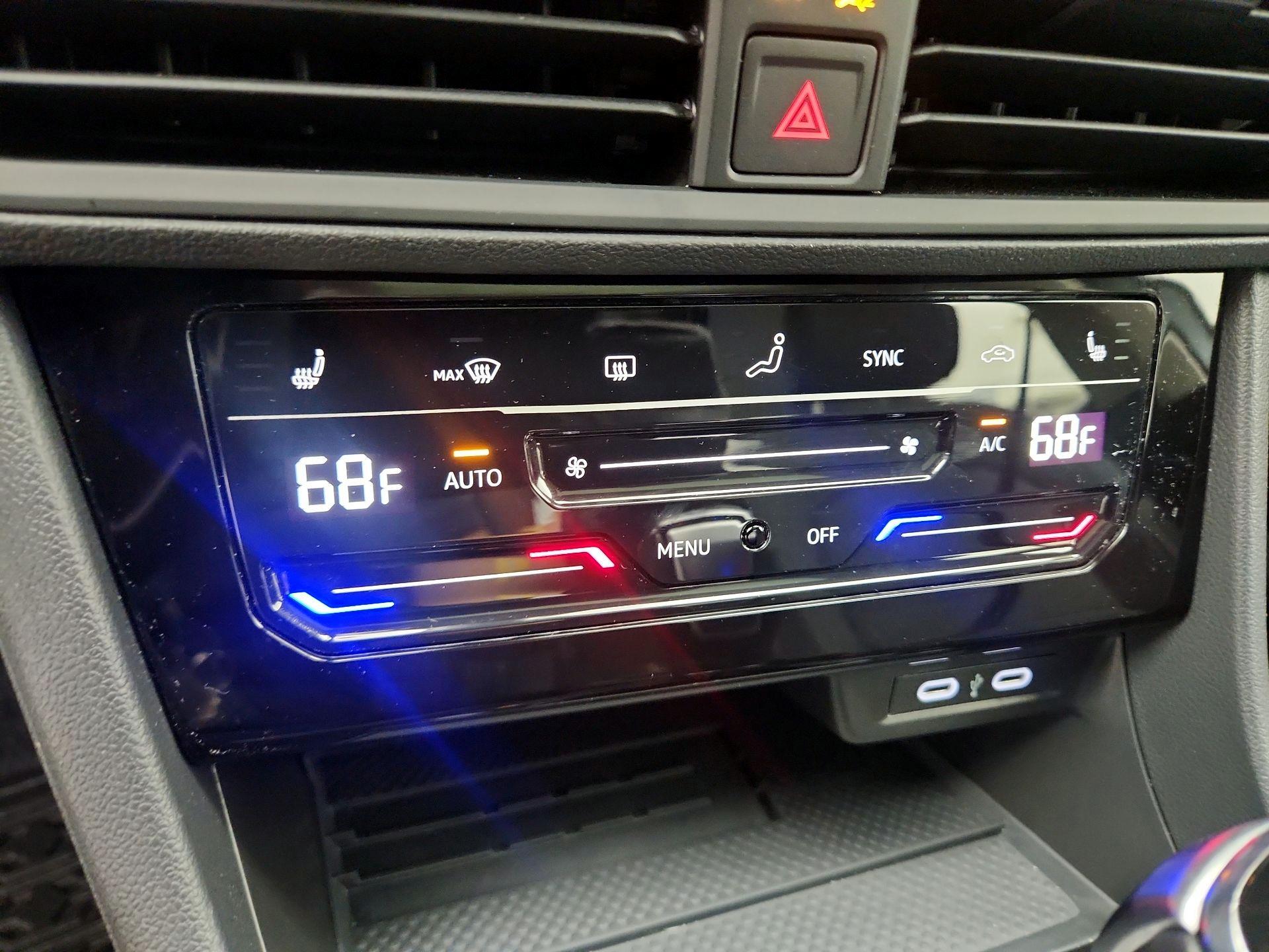 Thumbnail: 2025 Volkswagen Jetta - 16