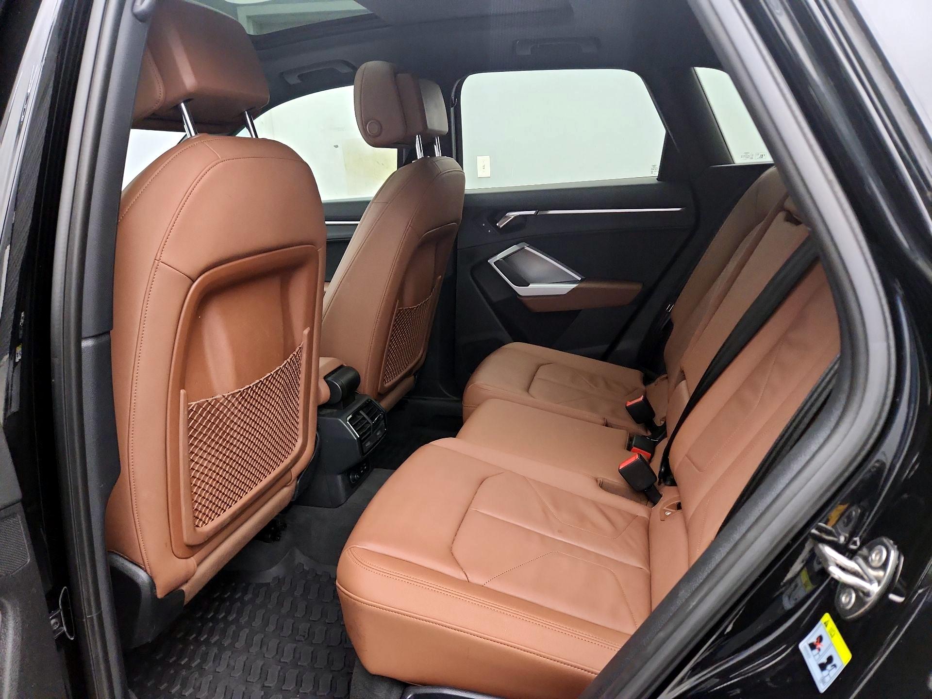 Thumbnail: 2020 Audi Q3 - 20