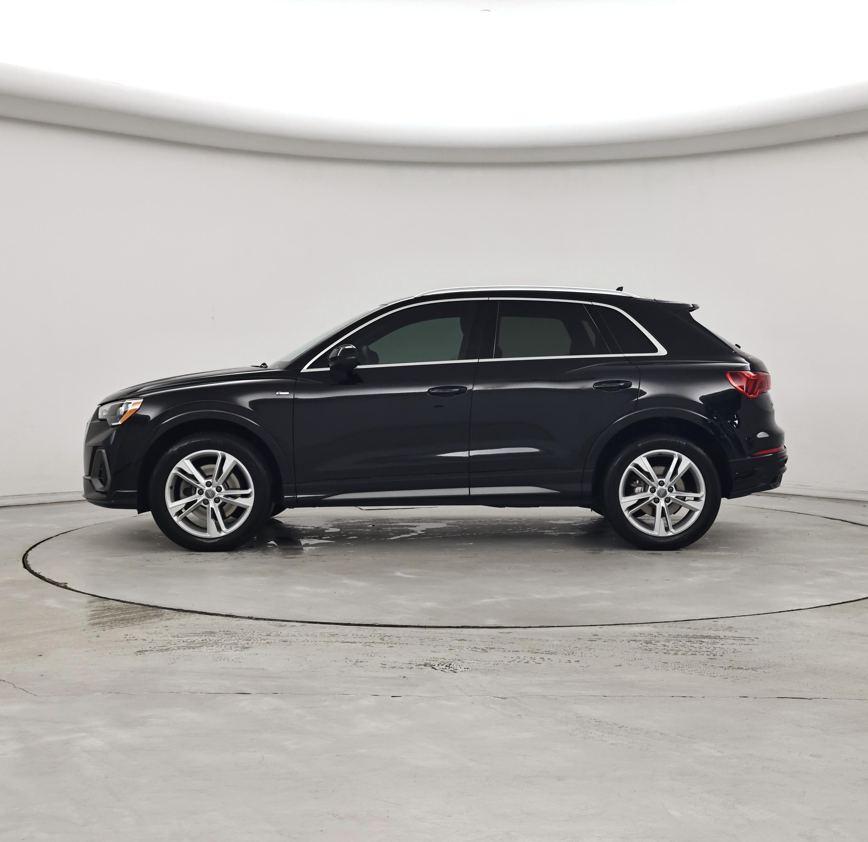 Thumbnail: 2020 Audi Q3 - 3