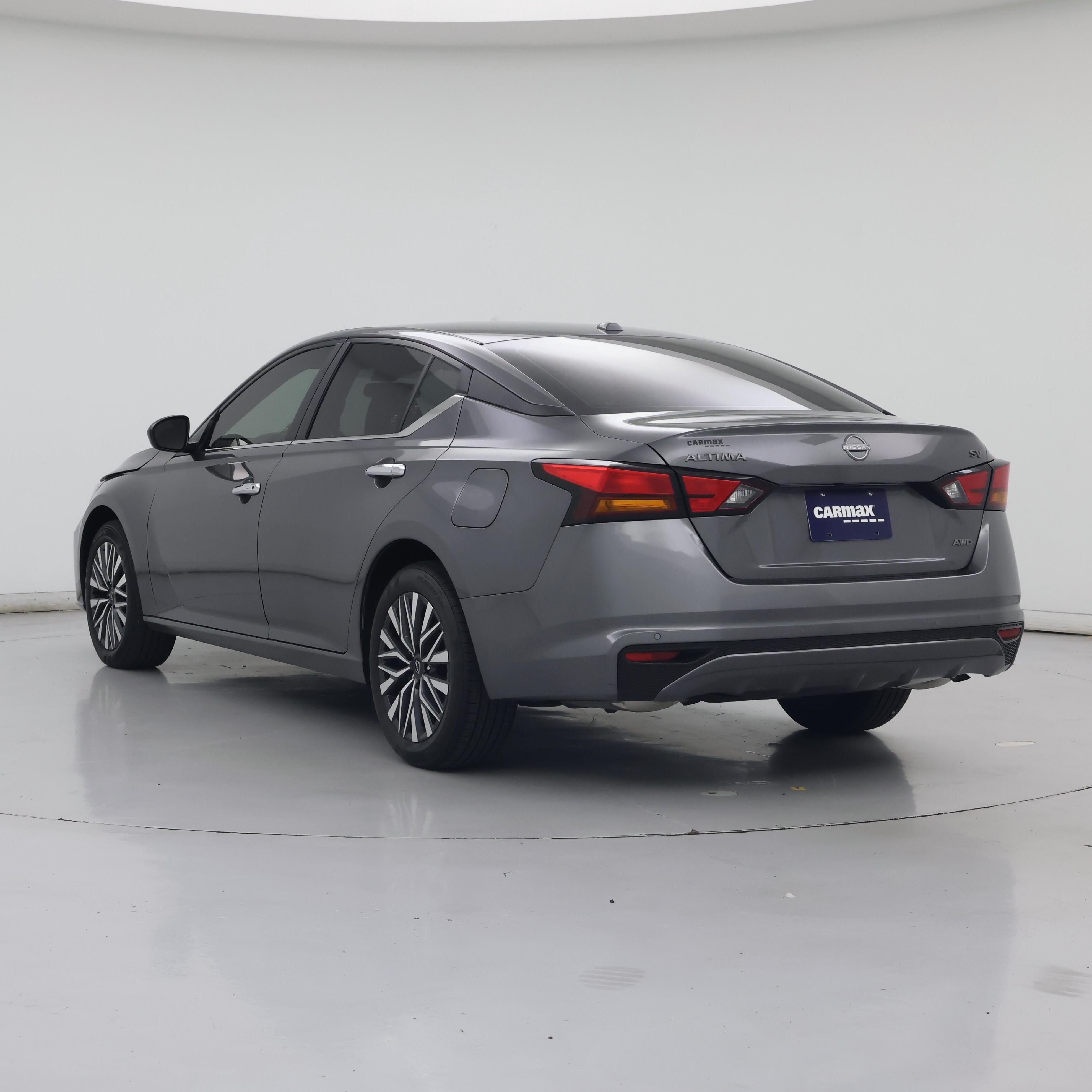 Thumbnail: 2024 Nissan Altima - 2