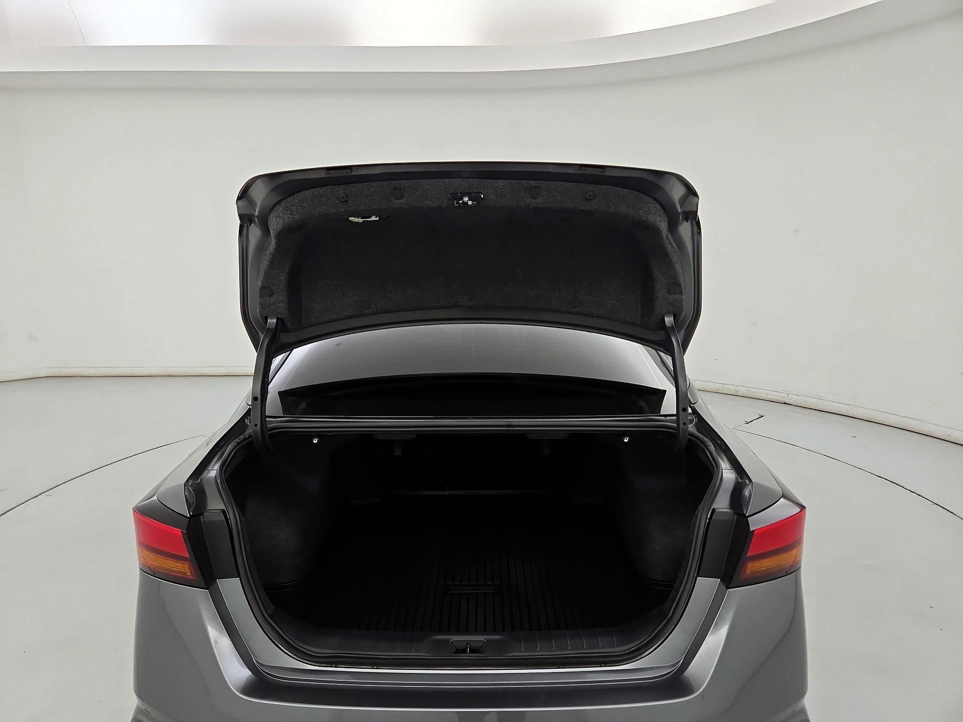 Thumbnail: 2024 Nissan Altima - 20