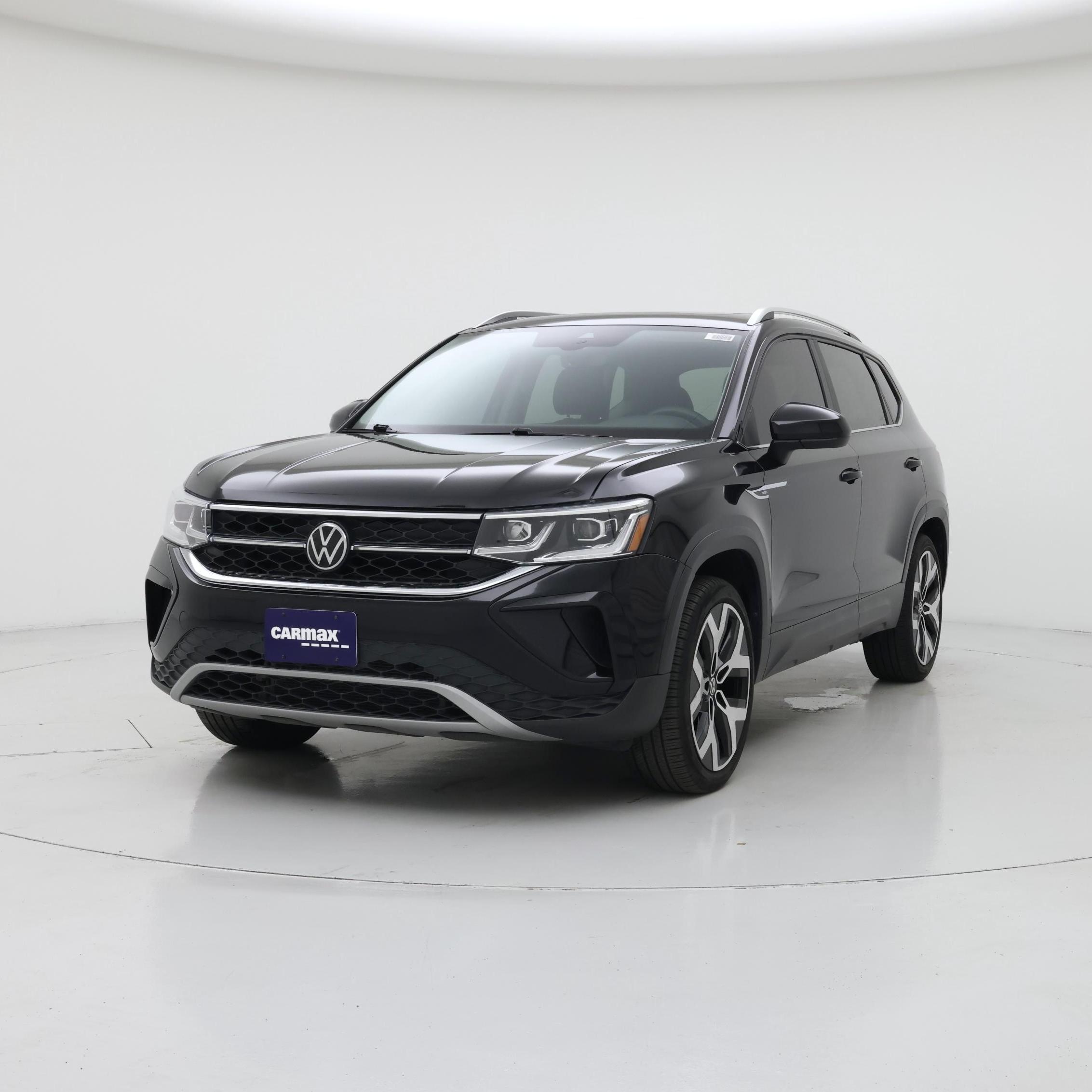 Thumbnail: 2023 Volkswagen Taos - 4