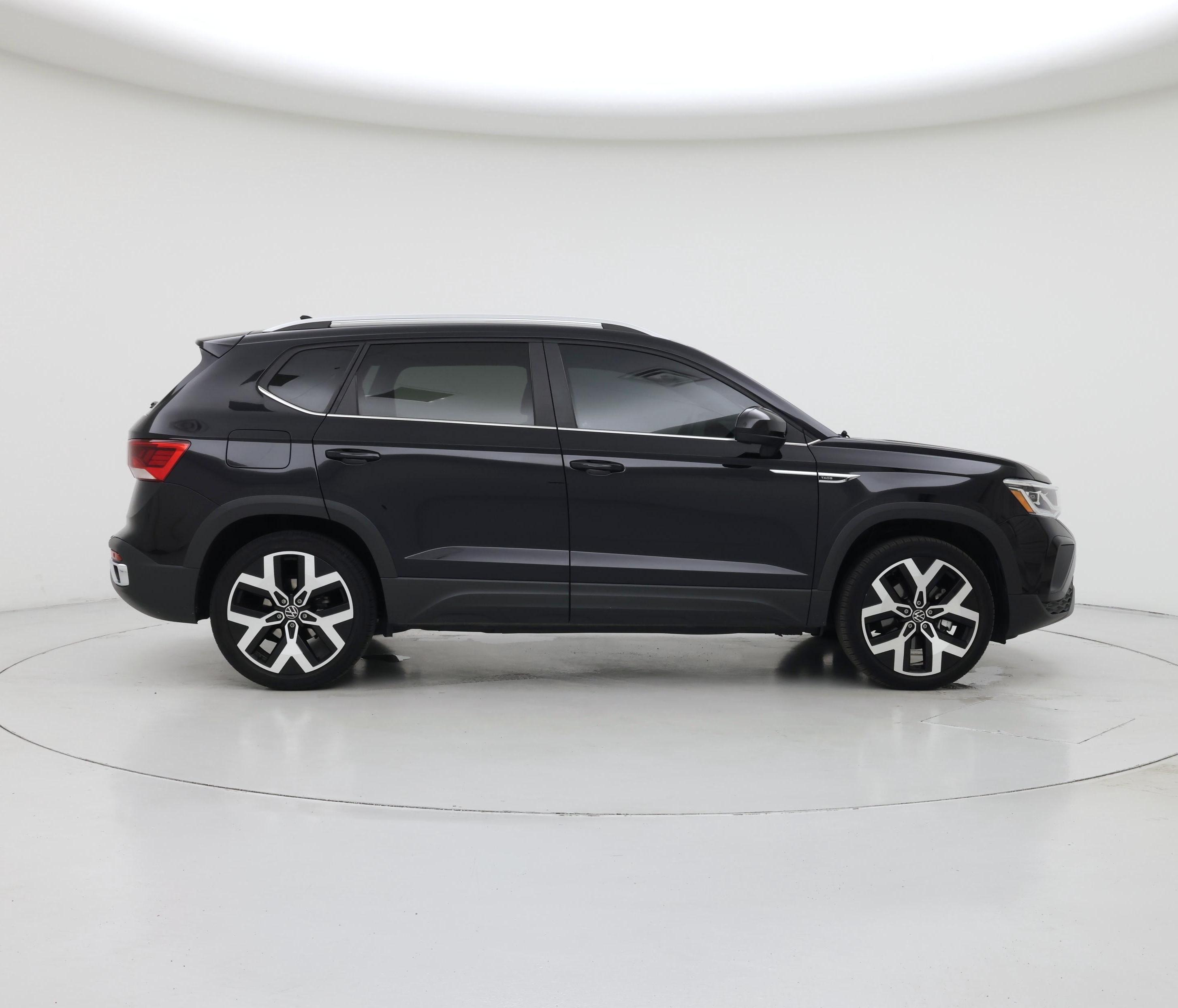 Thumbnail: 2023 Volkswagen Taos - 7