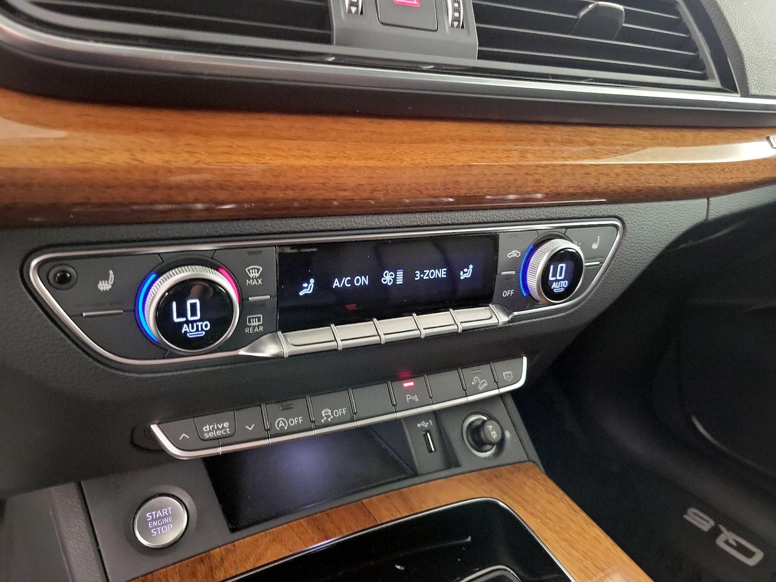 2023 Audi Q5 Premium - Photo 17