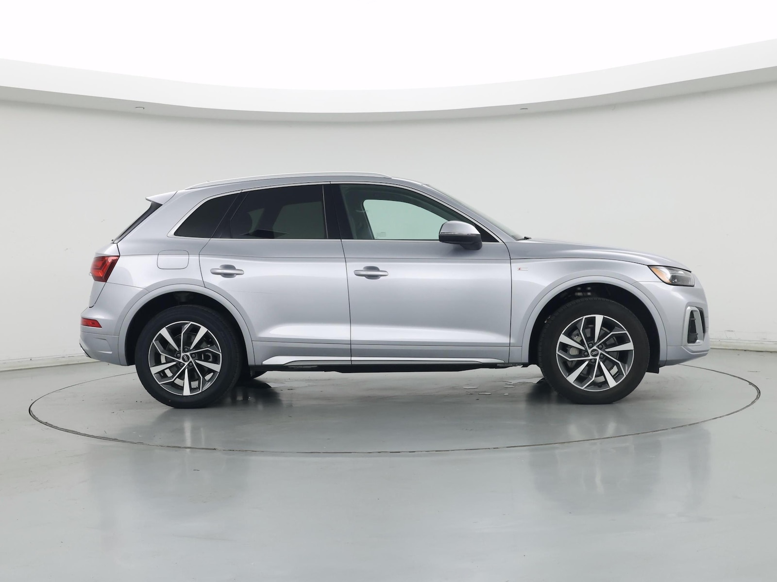 2023 Audi Q5 Premium - Photo 8