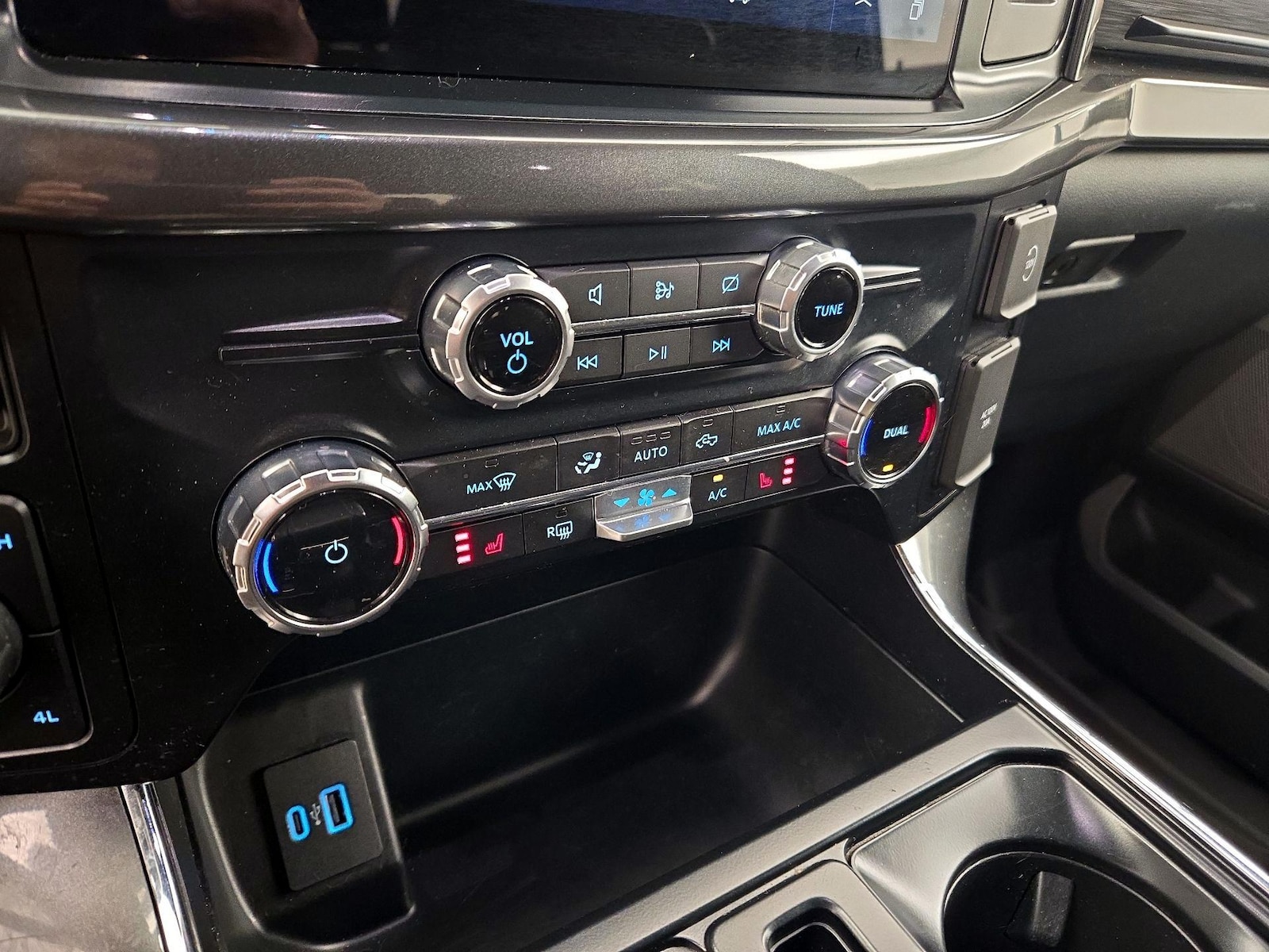 2023 Ford F-150 XLT - Photo 18