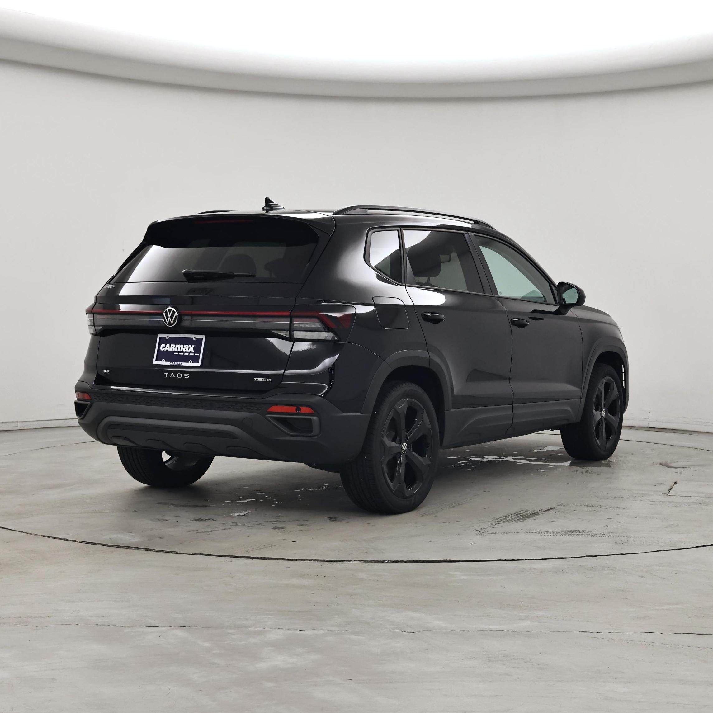 Thumbnail: 2025 Volkswagen Taos - 8
