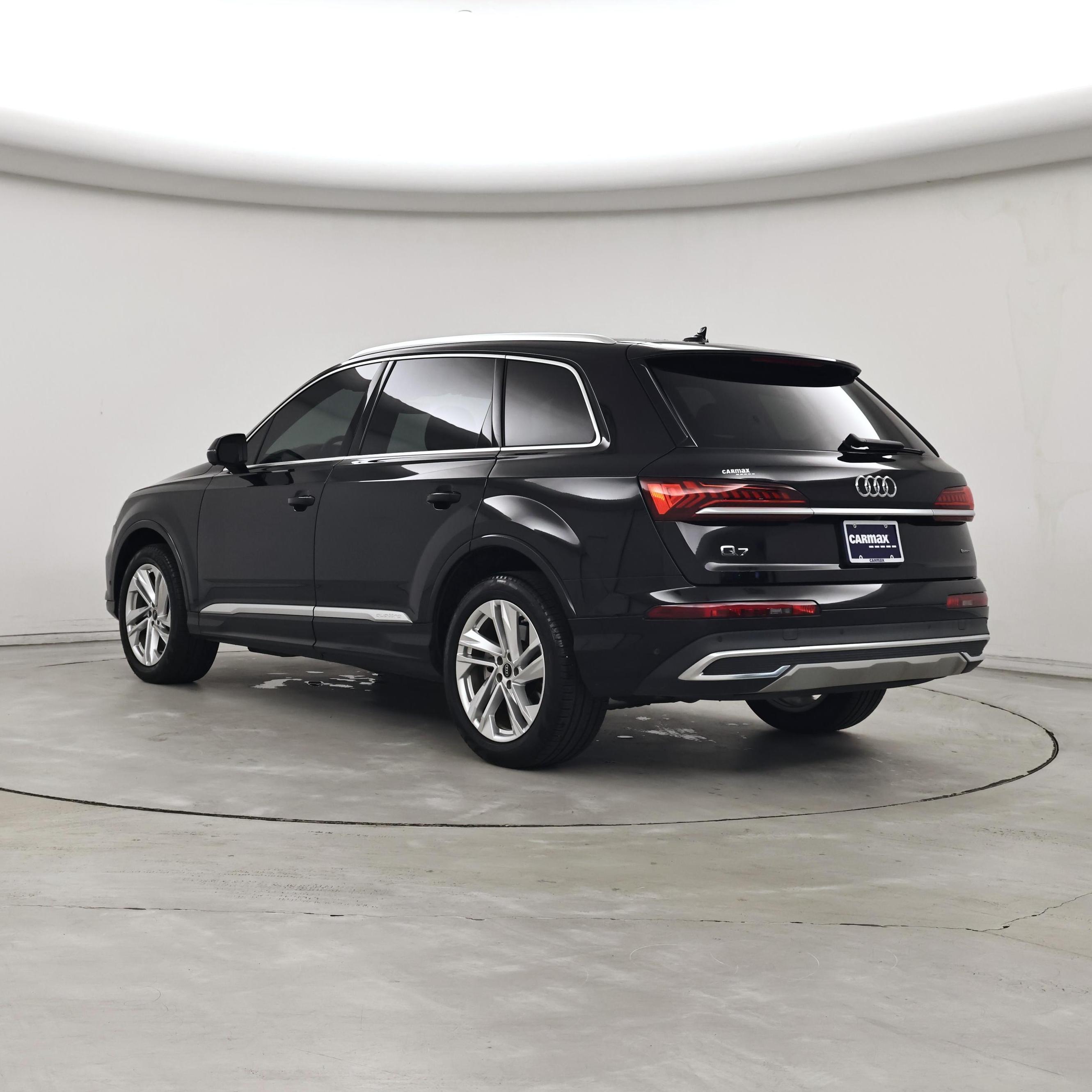 Thumbnail: 2023 Audi Q7 - 2