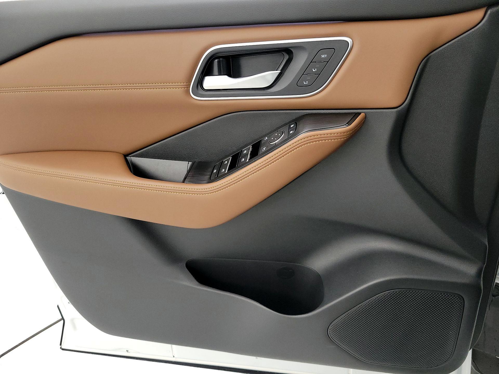 Thumbnail: 2026 Nissan Rogue - 12