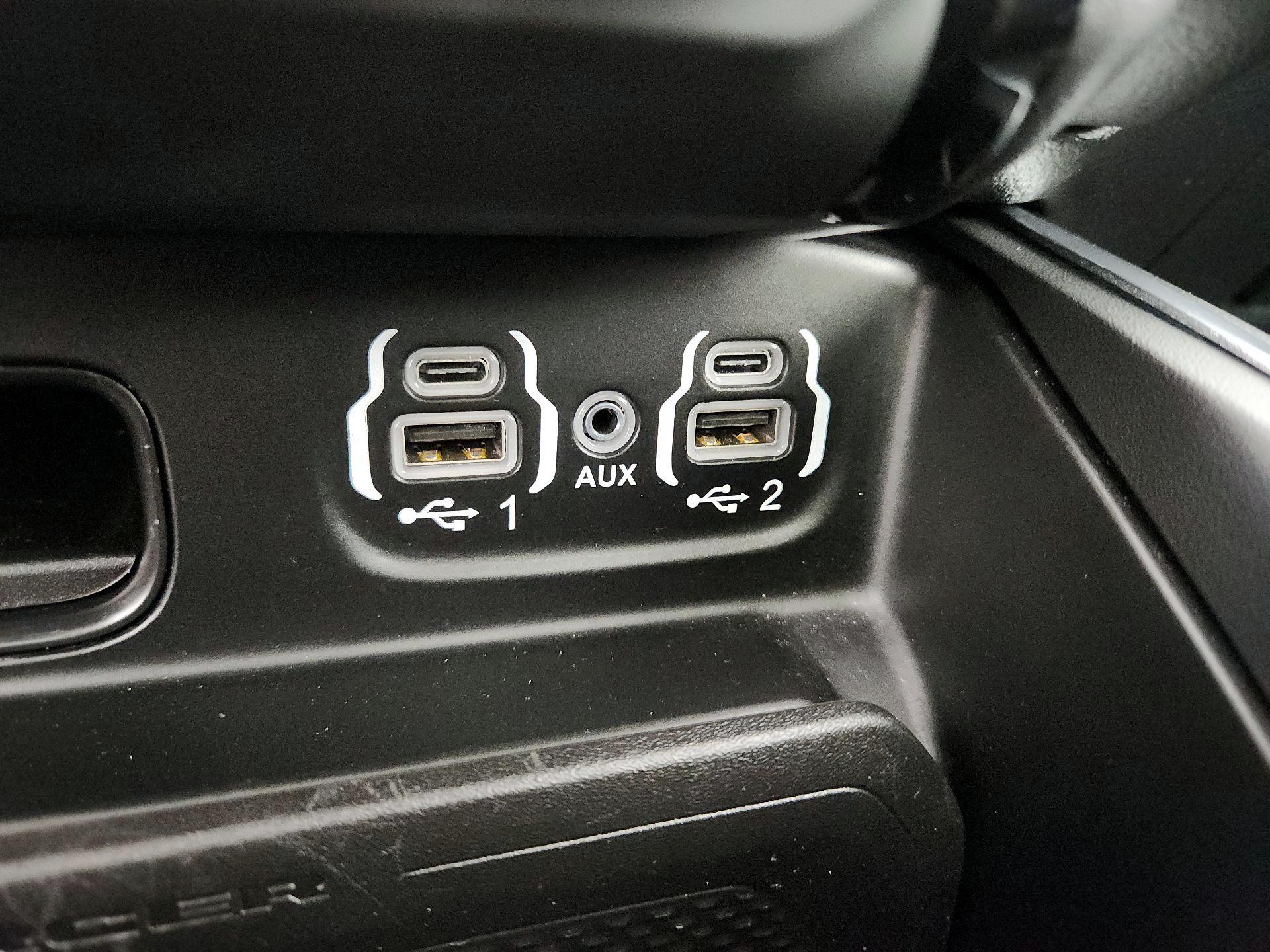Thumbnail: 2024 RAM 1500 - 19